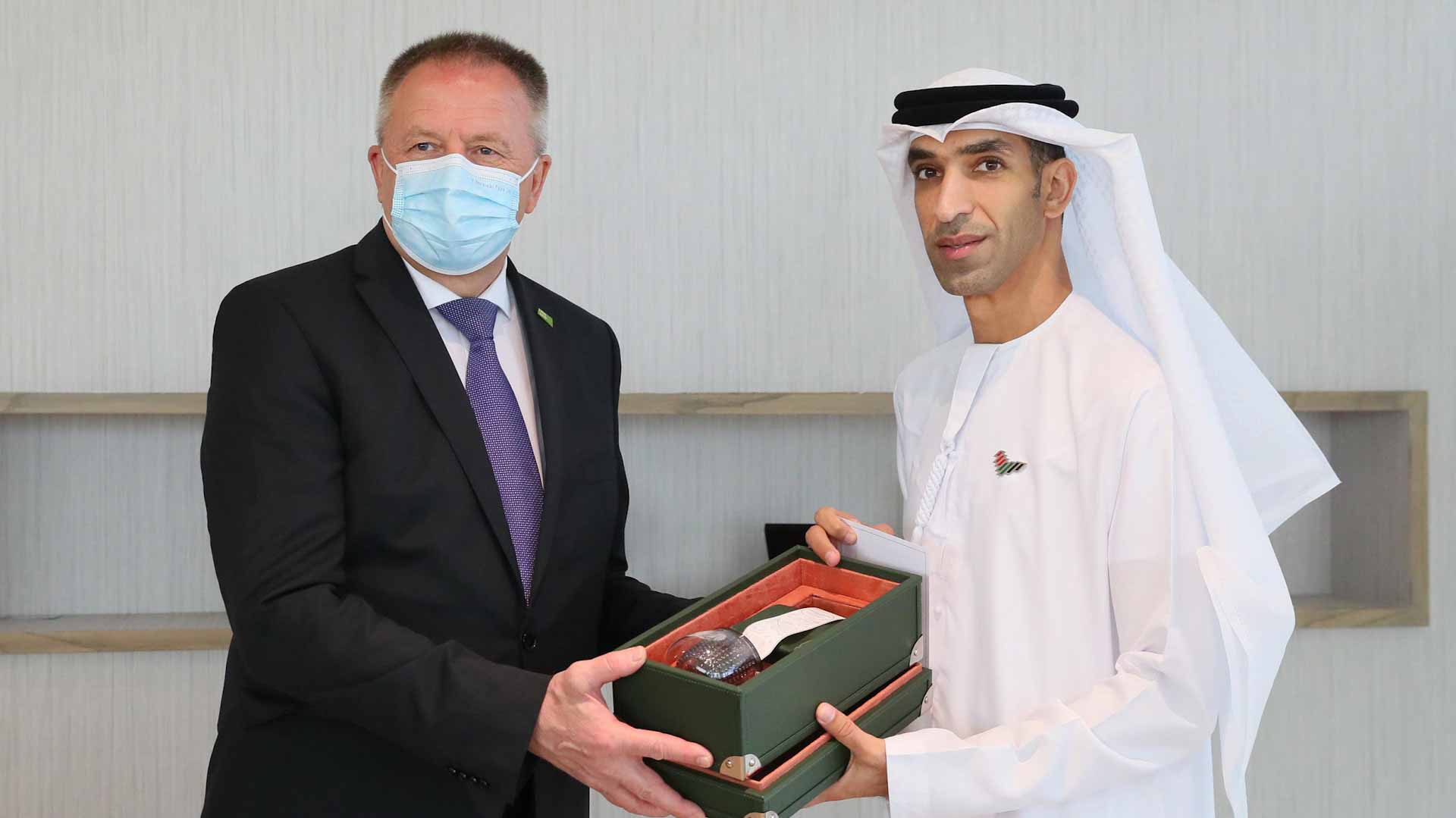 Image for the title: UAE, Slovenia explore ways to enhance trade cooperation 