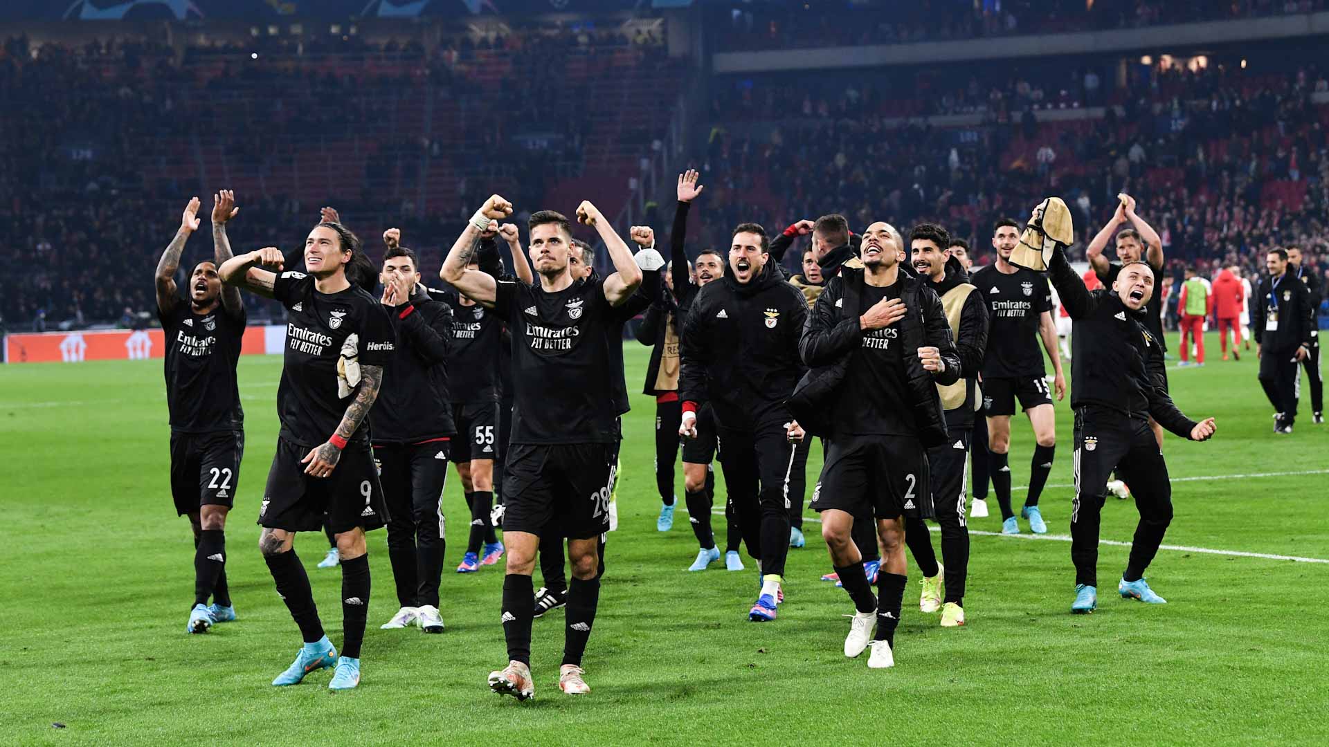 صورة بعنوان: بنفيكا يصعد لدور الثمانية في دوري أبطال أوروبا    