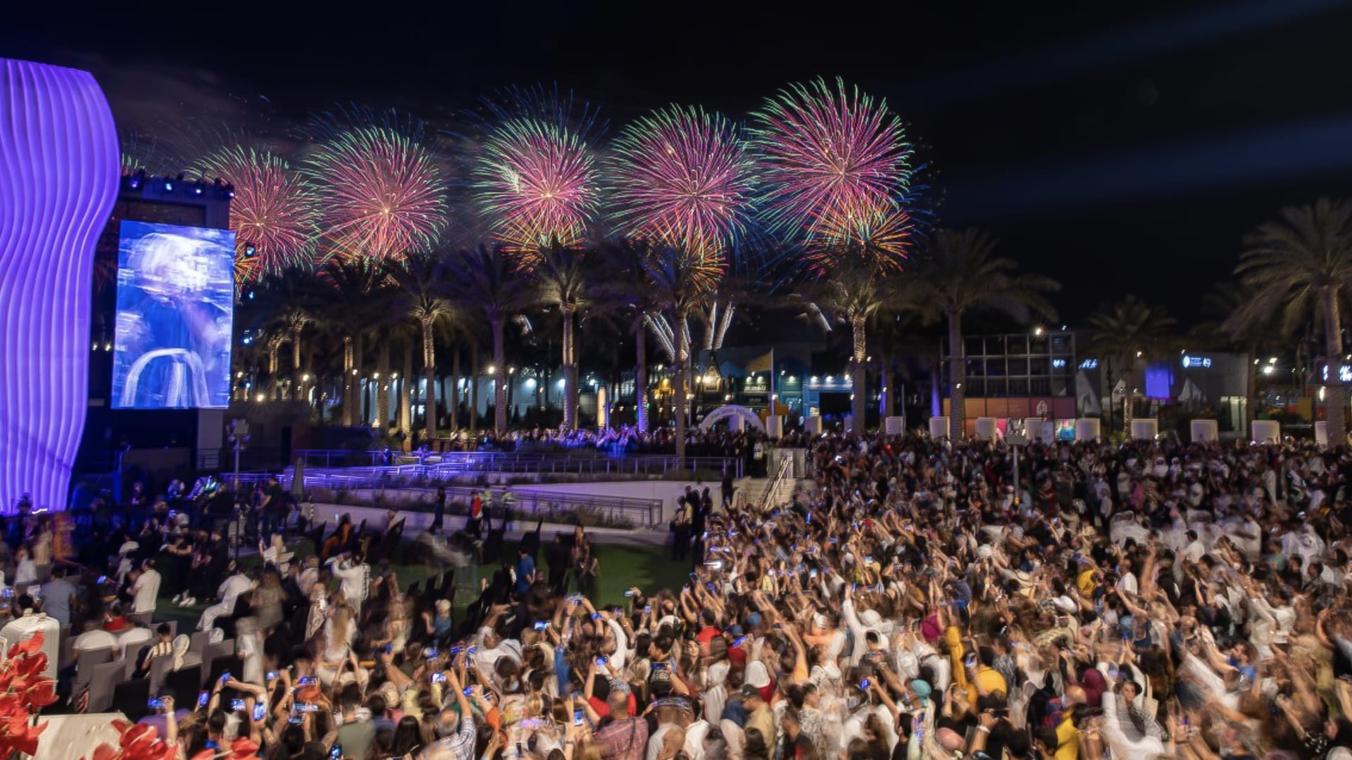 Image for the title: Expo 2020 Dubai hits 20 million visits 