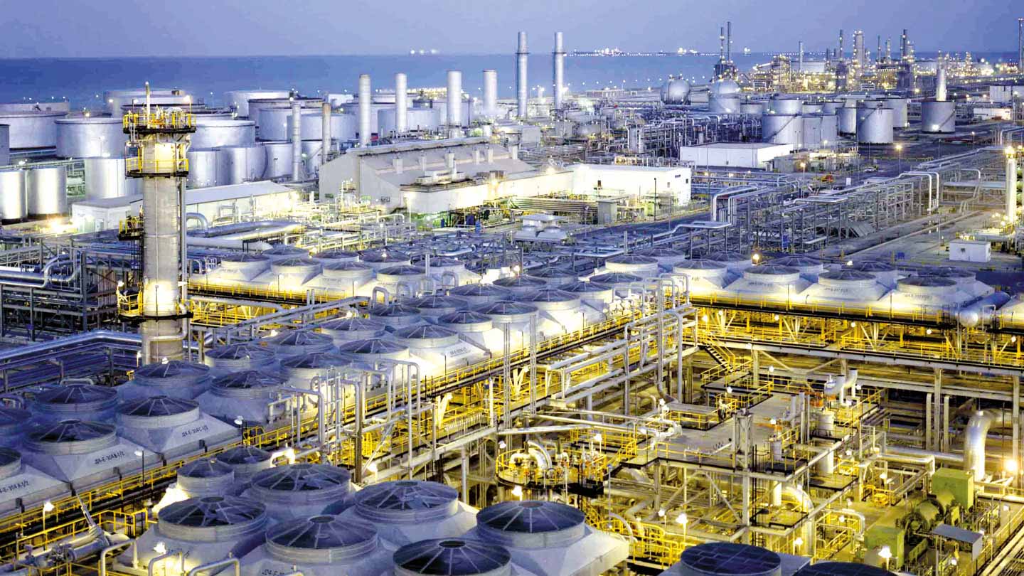 Image for the title: Saudi Aramco records $110 billion net income in 2021 