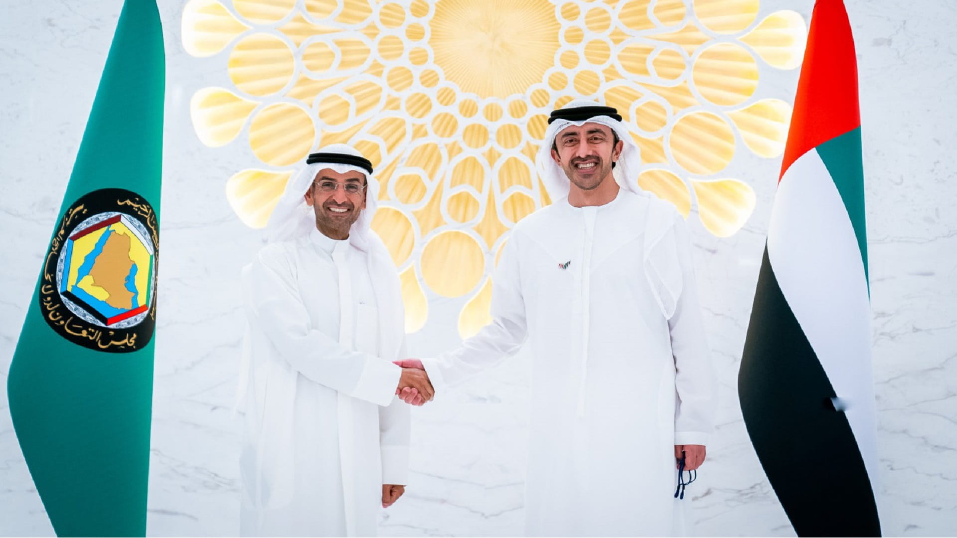 Image for the title: UAE FM, GCC Secretary-General discuss regional developments 