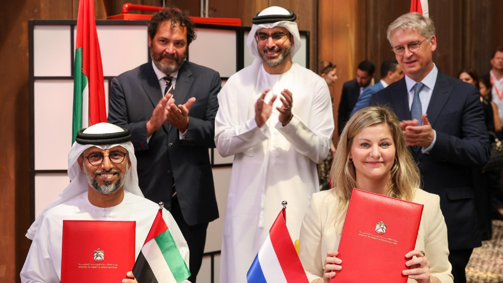 Image for the title: UAE, Netherlands sign MoU on hydrogen energy 