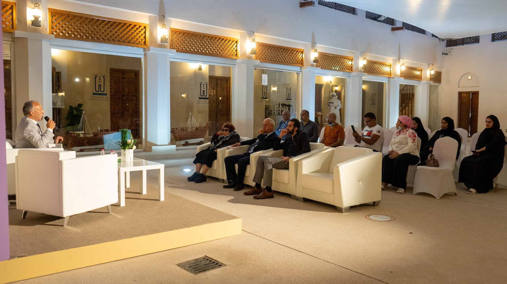 صورة بعنوان: أيام الشارقة التراثية: الثقافة الشعبية جزء أصيل في الفنون الحديثة  
