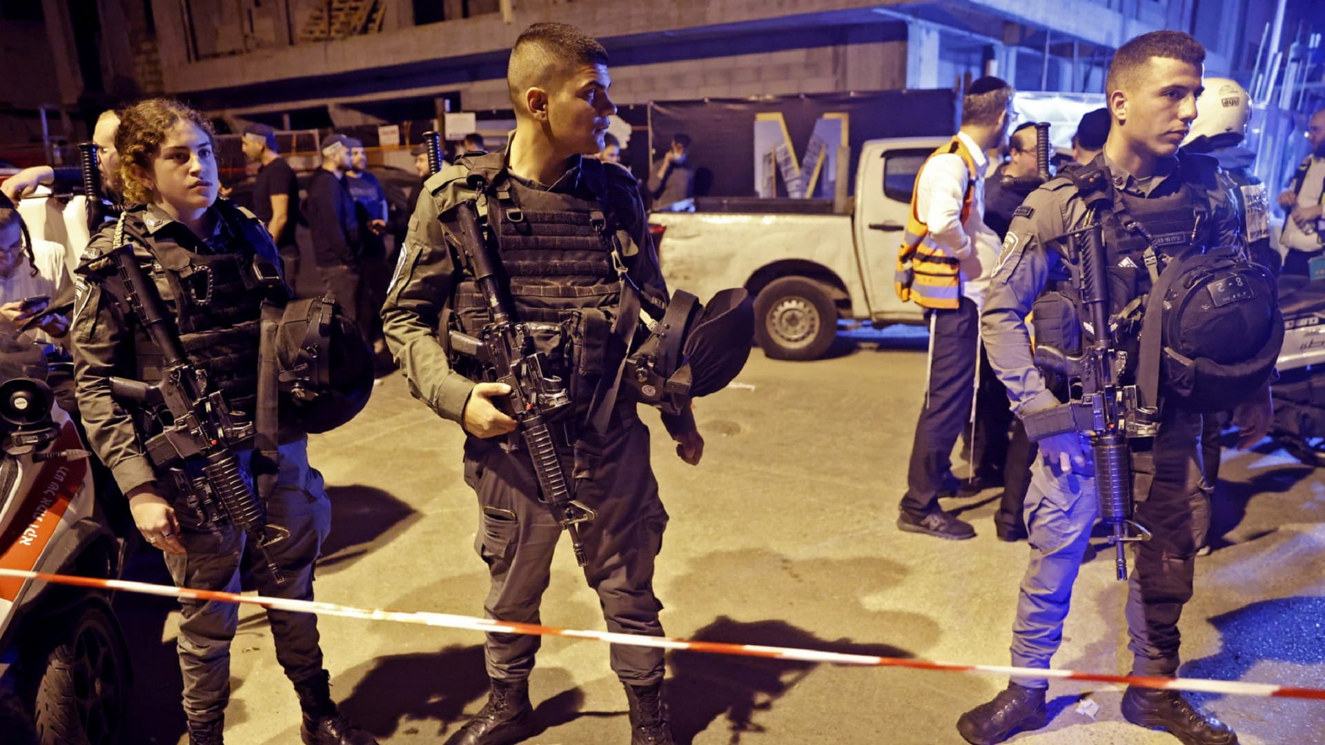 Image for the title: Five killed in gun attack near Tel Aviv 