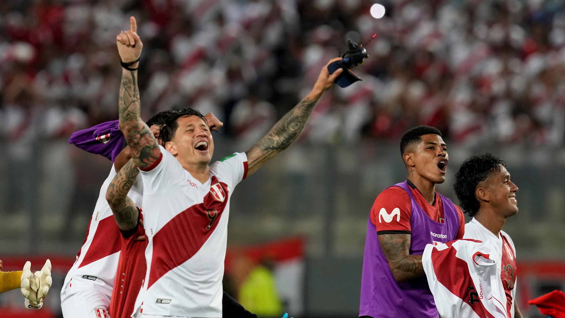 صورة بعنوان: منتخب بيرو يتأهل للملحق العالمي بتصفيات كأس العالم  