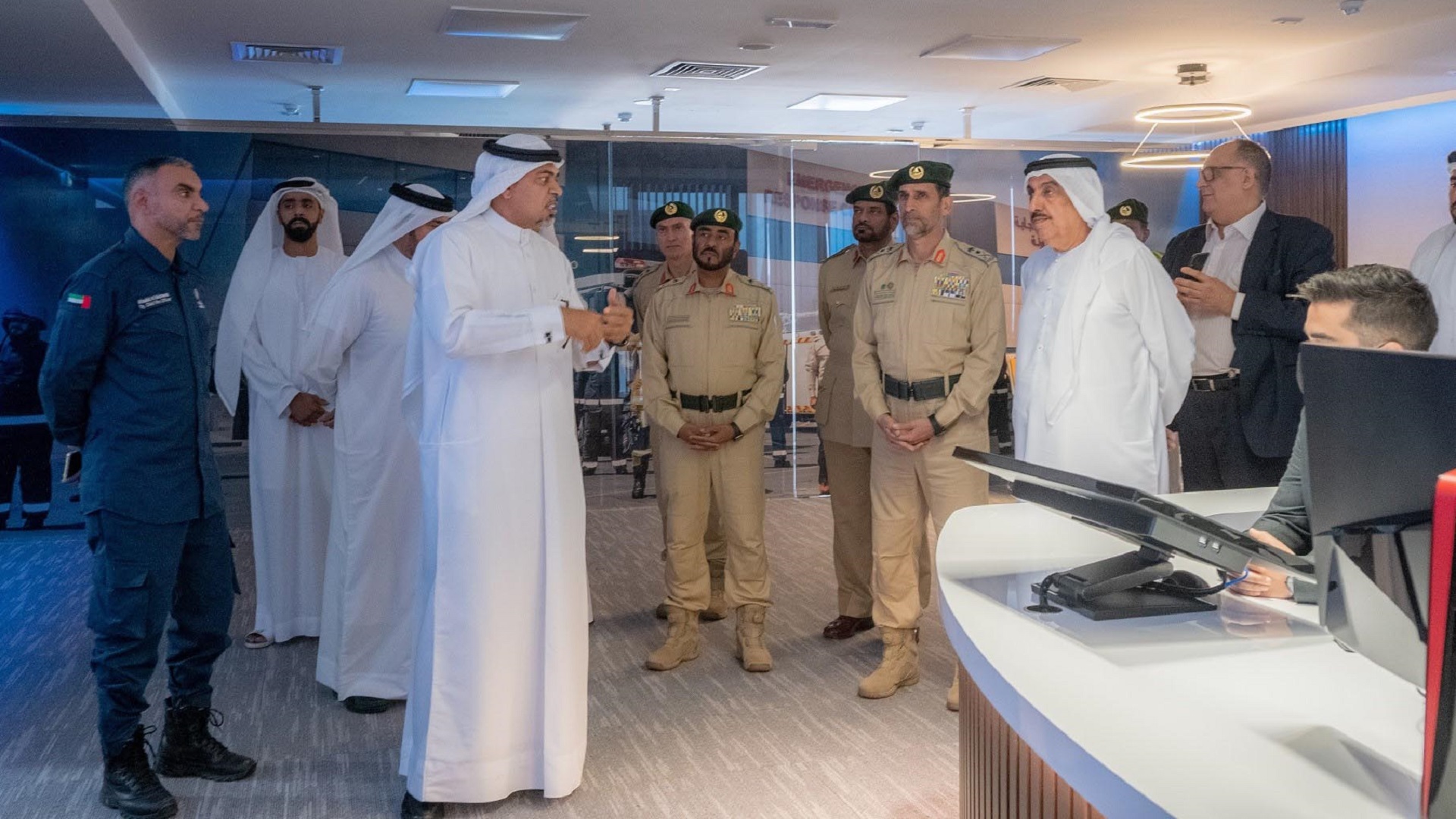 Image for the title: DP Commander-in-Chief visits ENOC Emerg. Response Centre in JAFZA 