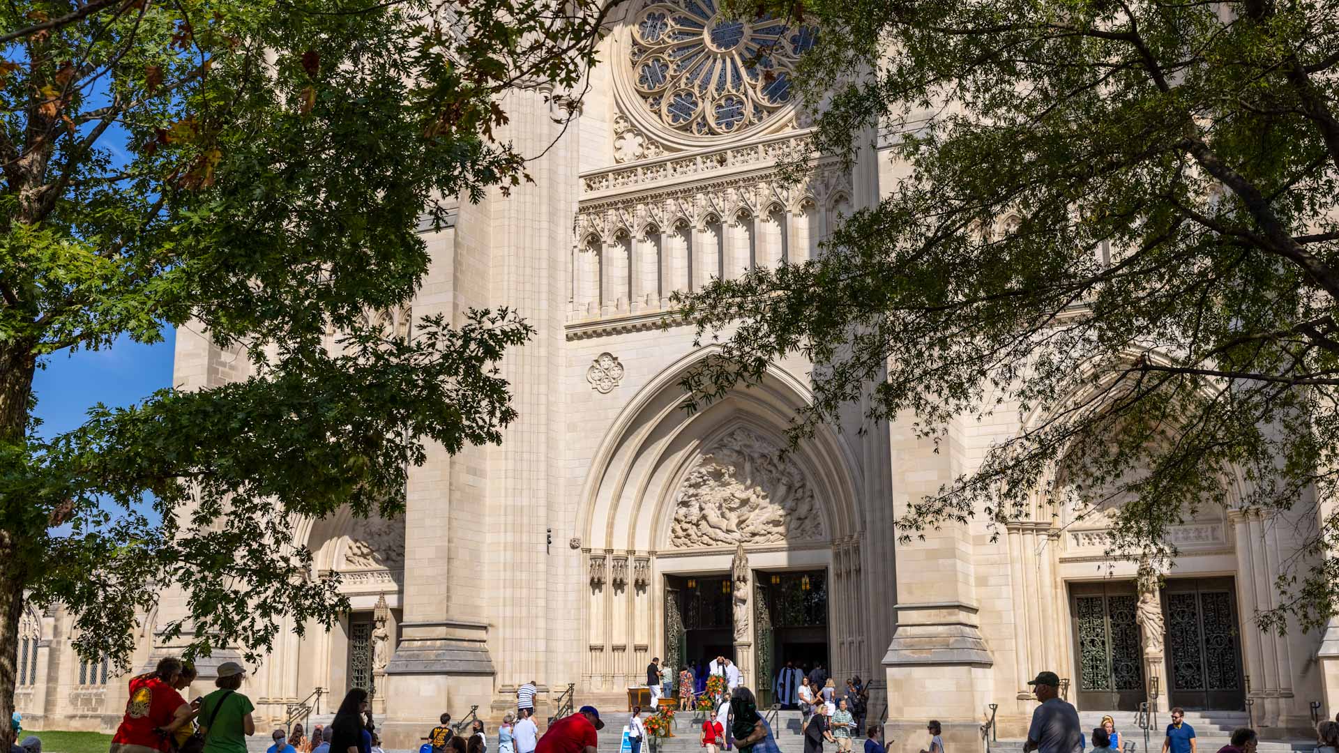 Image for the title: Cathderal