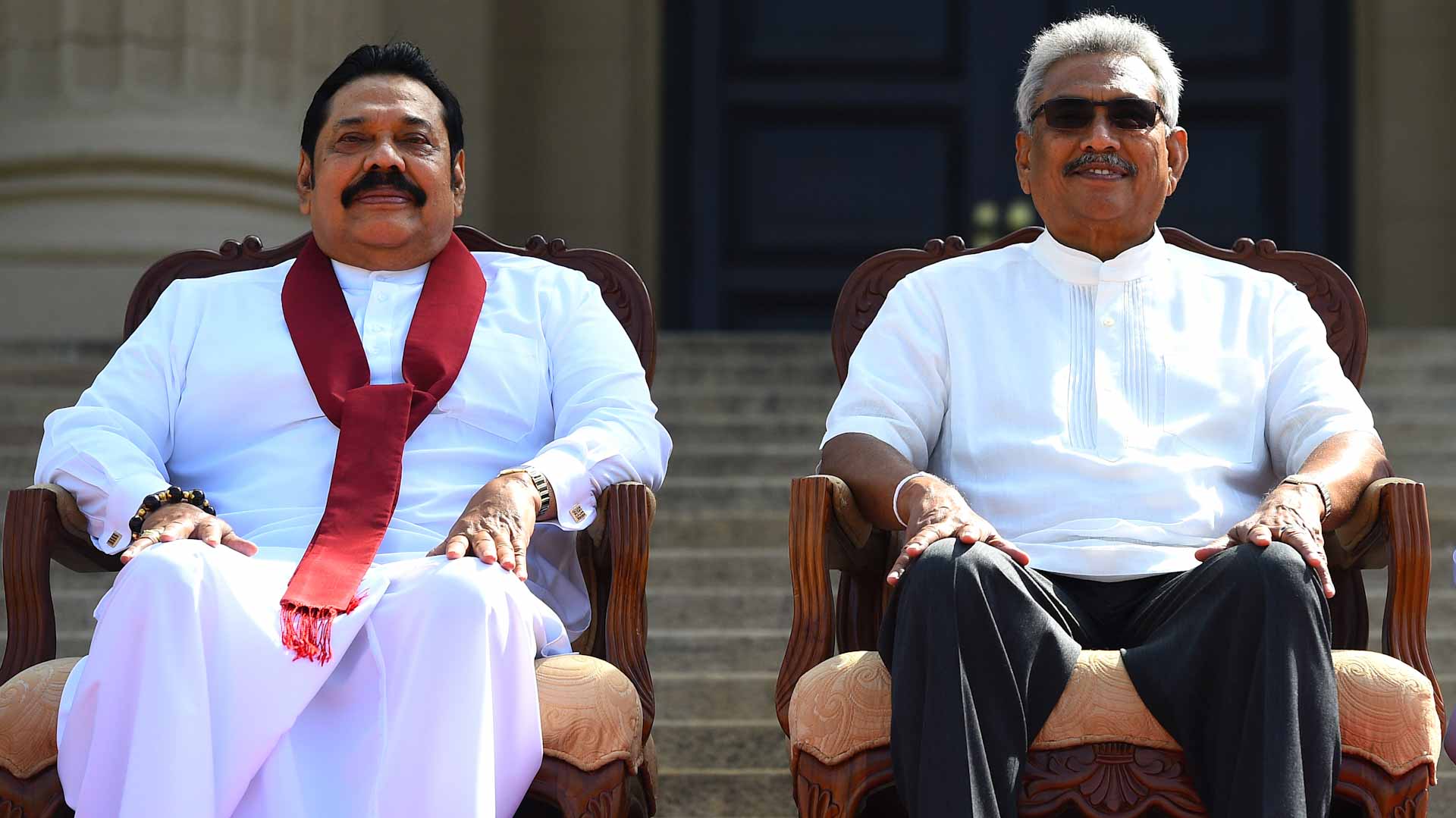 Image for the title: Sri Lanka president set to name new PM 