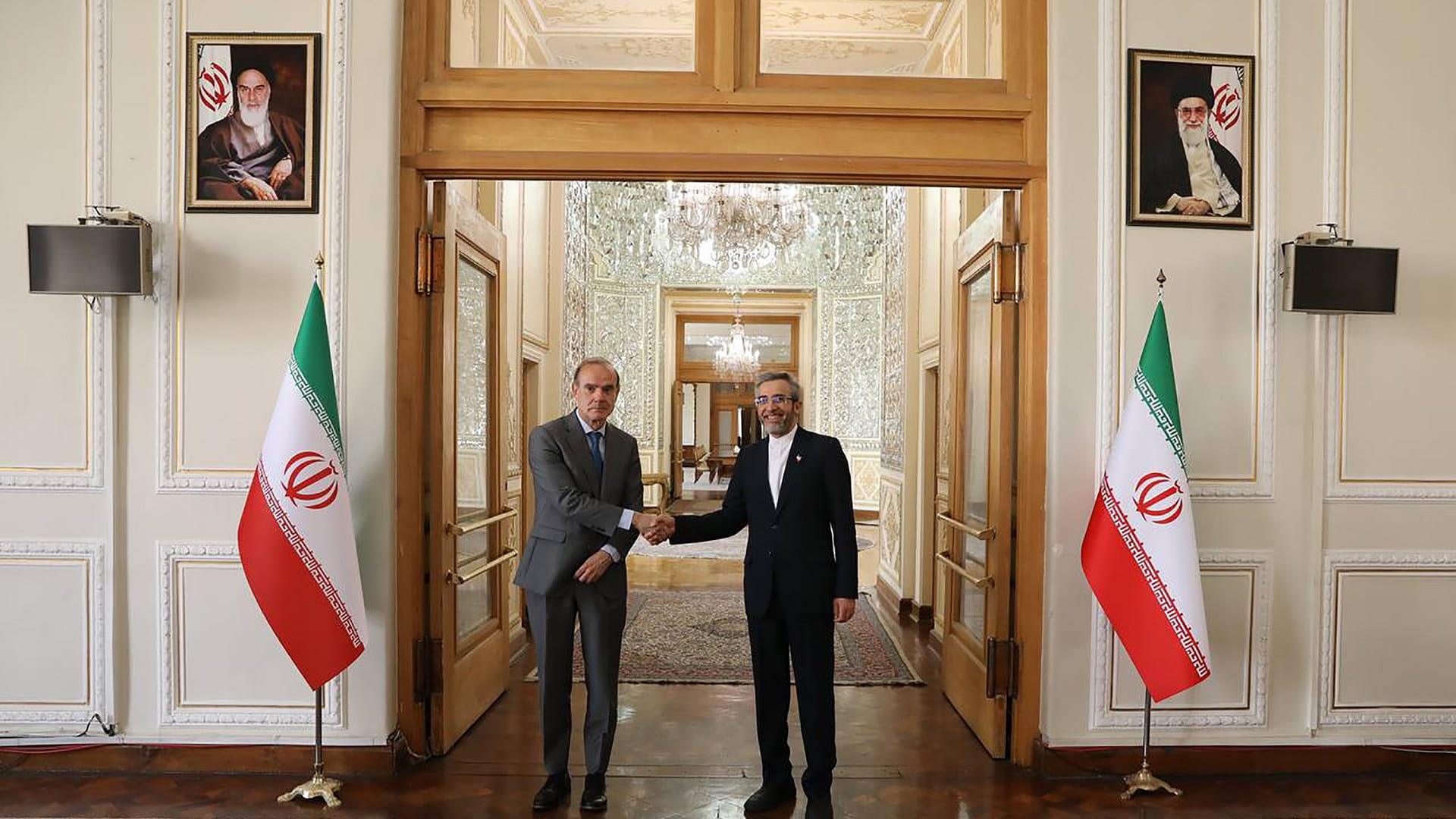 Image for the title: Iran nuclear talks in state of deadlock: French source 