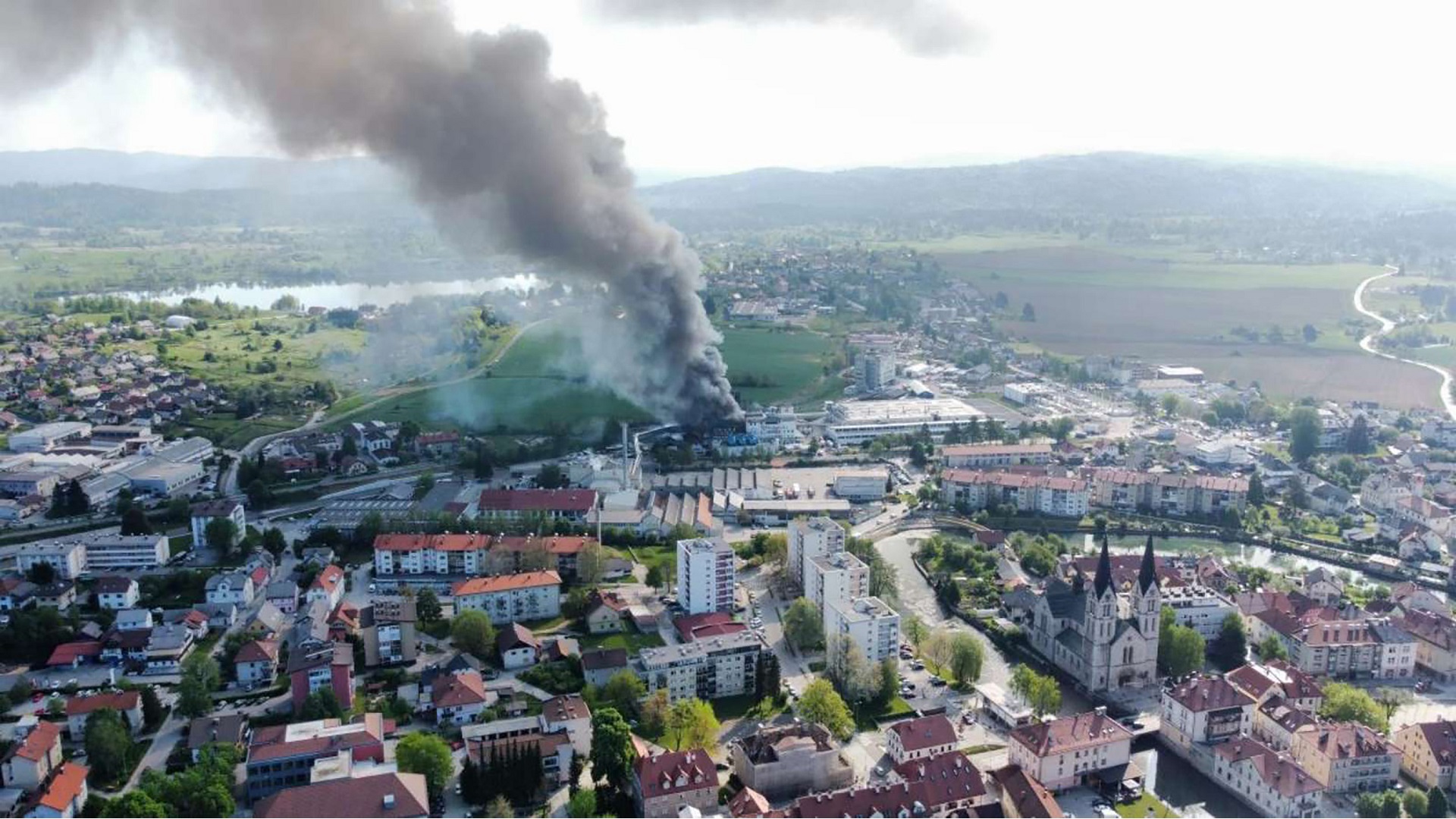 Image for the title: Slovenia chemical factory explosion kills five injures six 