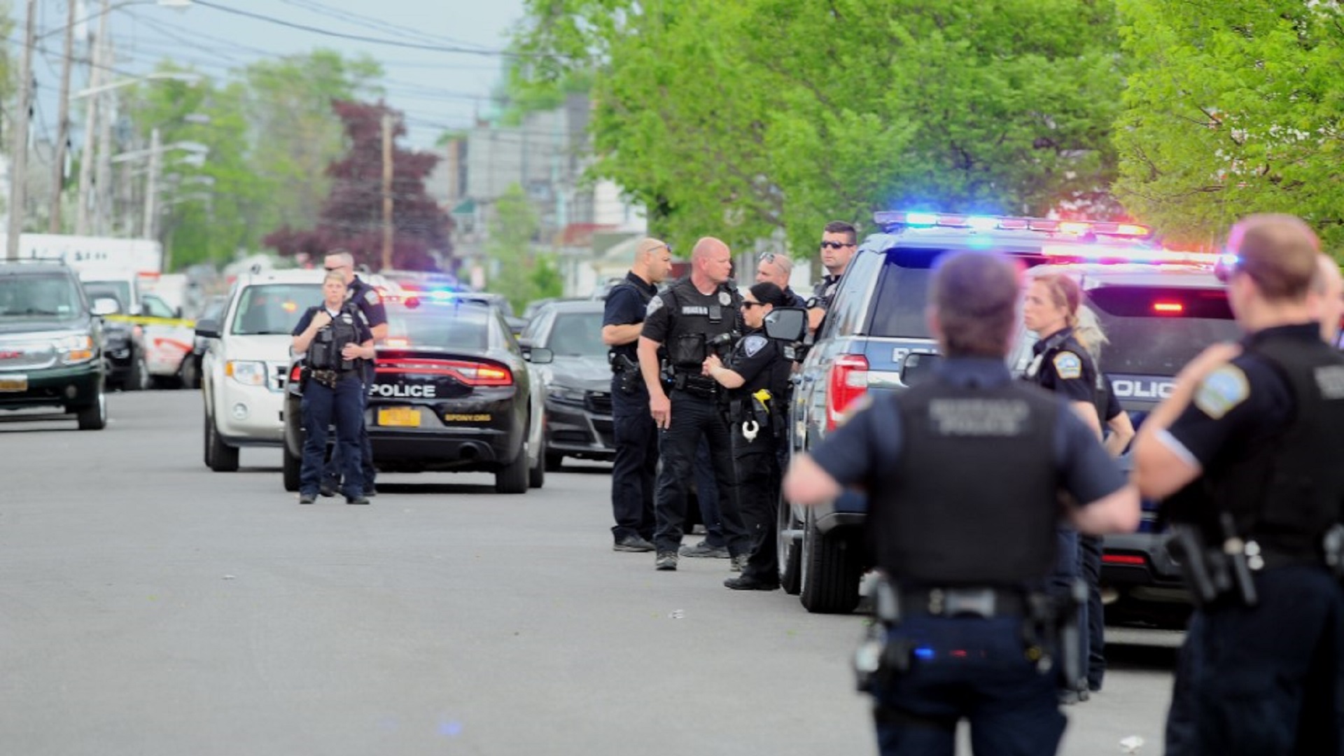 Image for the title: Ten killed in 'racially motivated' shooting at US grocery store 