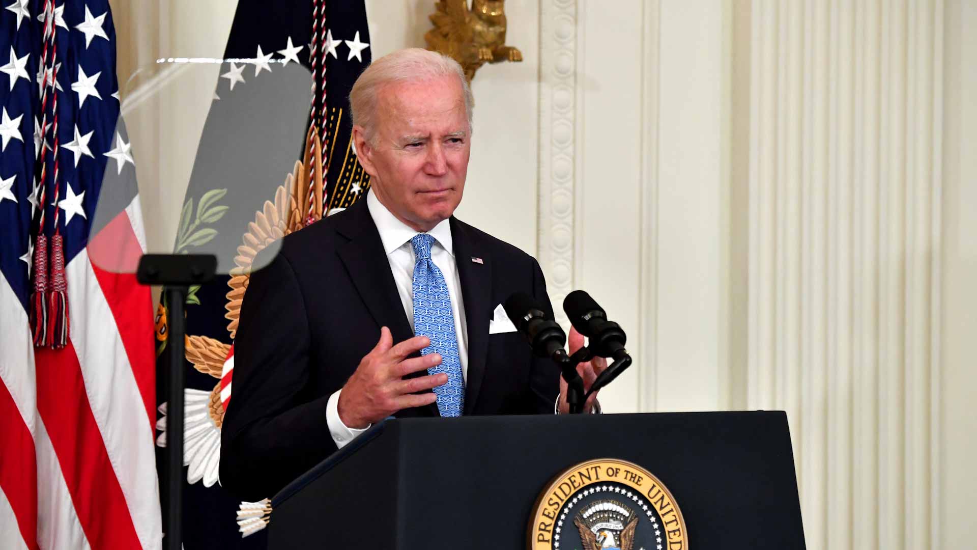 Image for the title: Biden reestablishes US troop presence inside Somalia 