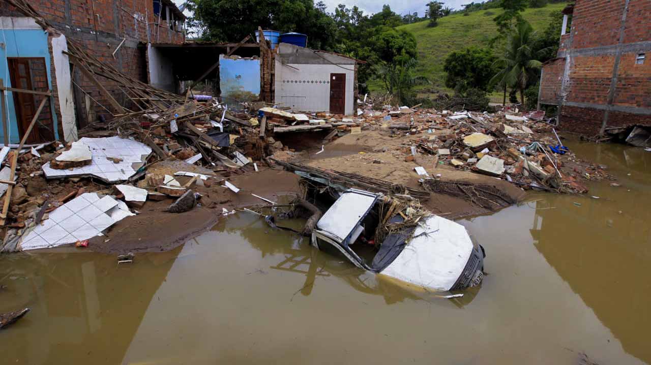 Image for the title: Heavy rains in Brazil's northeast kill at least 35 