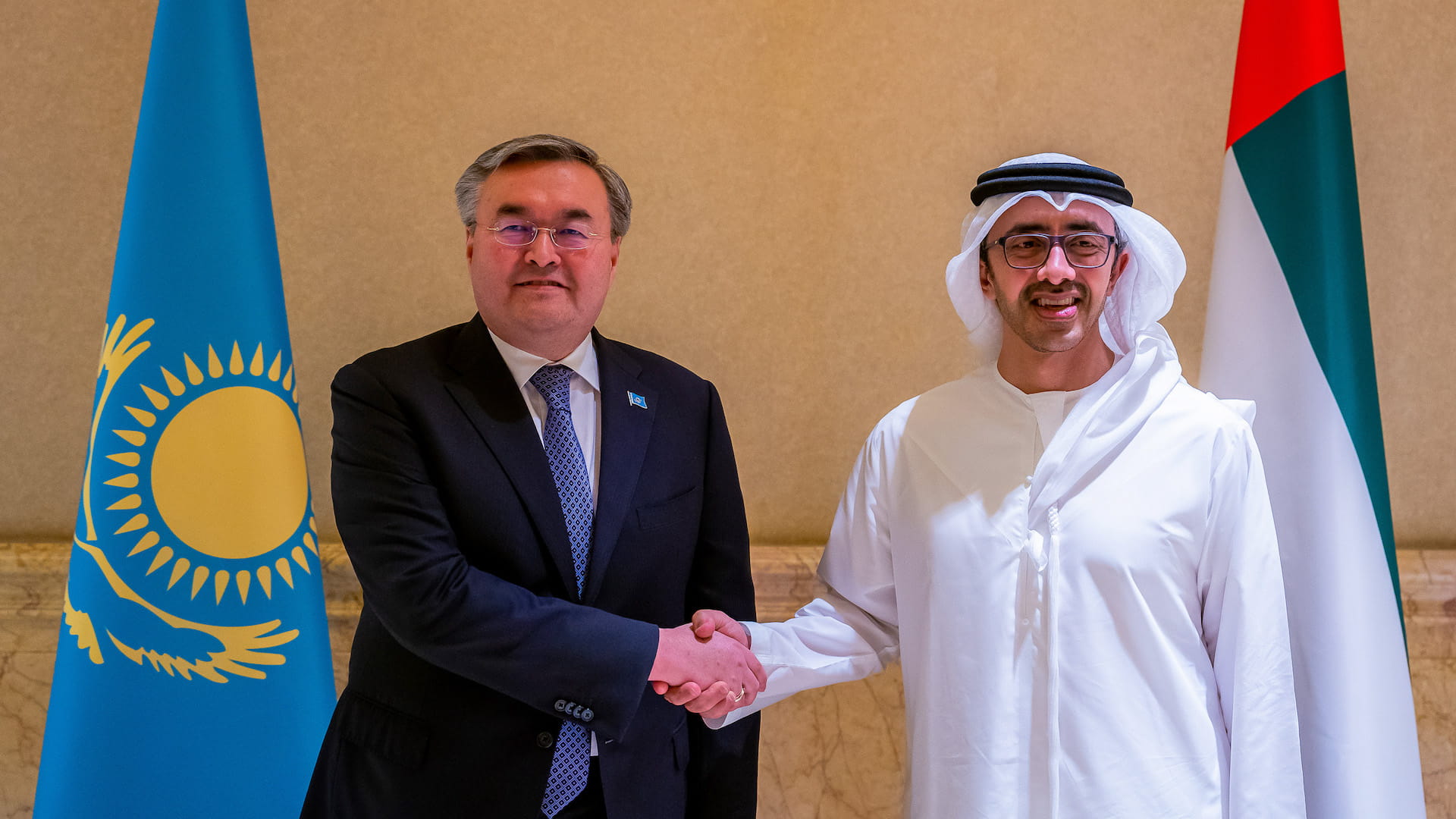 Image for the title: UAE President receives written message from Kazakh counterpart 