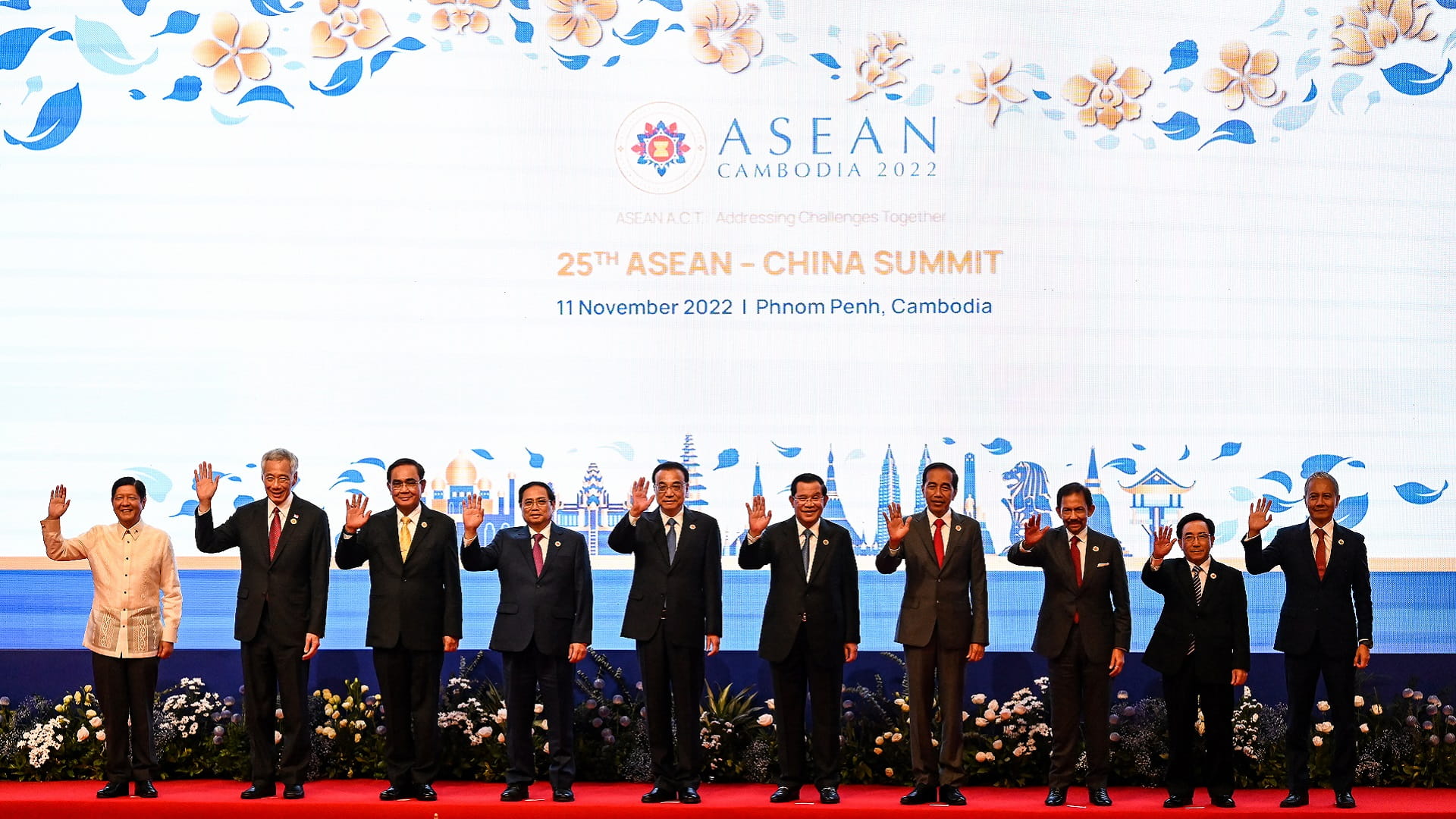 Image for the title: ASEAN leaders struggle for answers to Myanmar crisis 