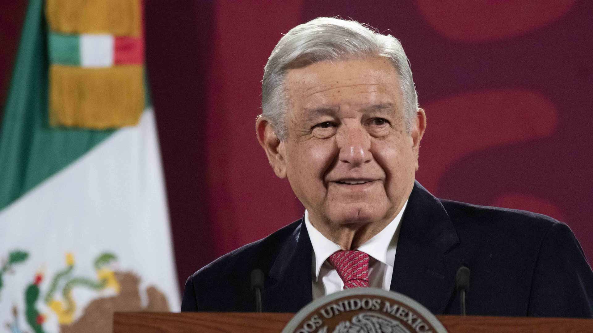Image for the title: Mexico president says to meet with U.S. CP. in Nov. 