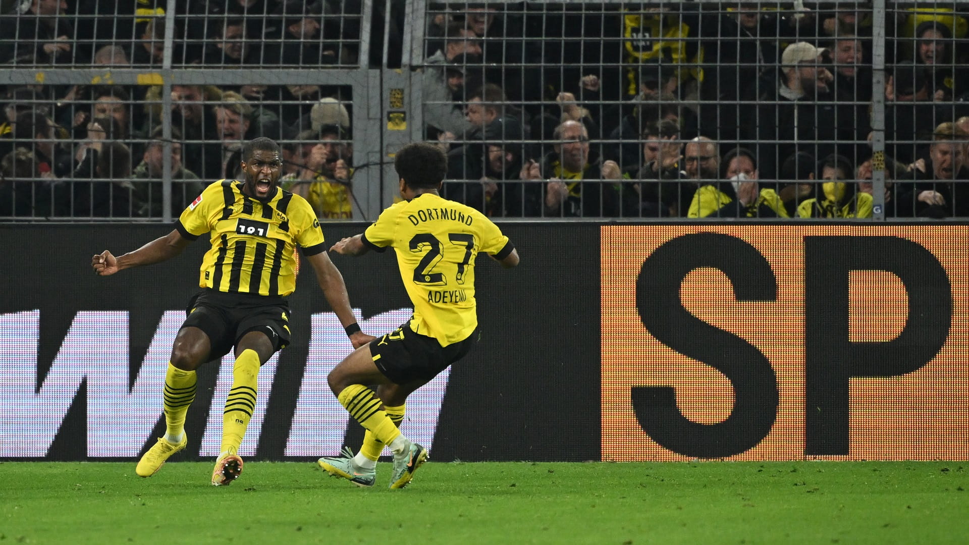 Image for the title: Modeste levels Dortmund with Bayern late in ‘Klassiker’ 
