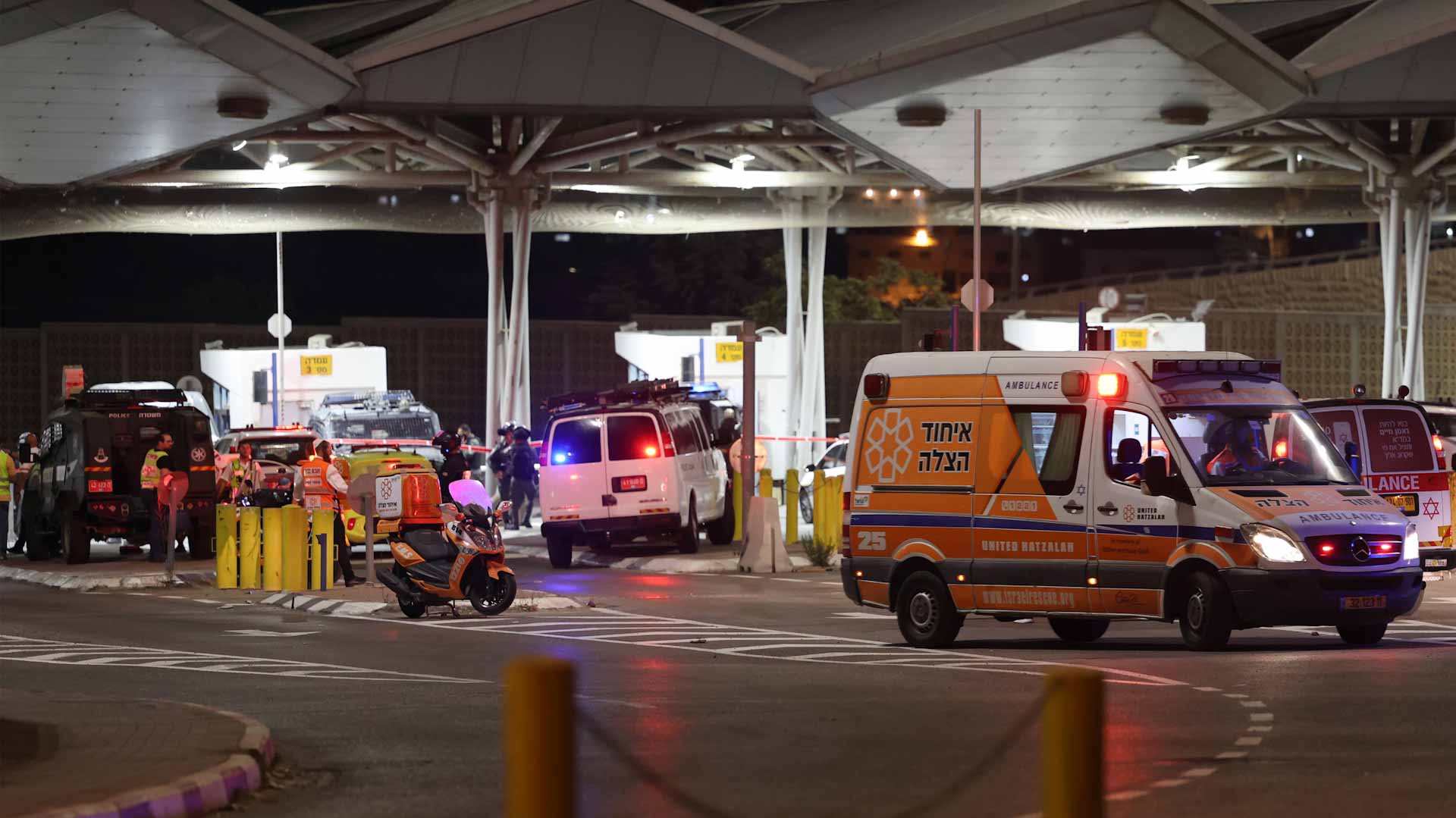 Image for the title: Israeli soldier injured in east Jerusalem attack dies 