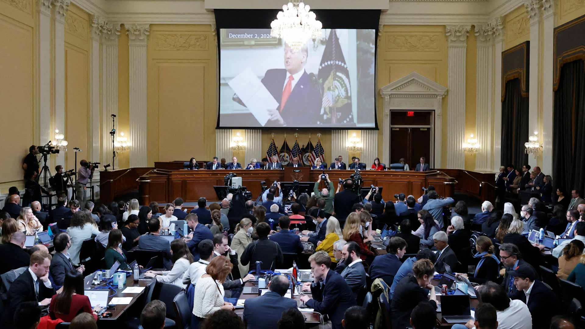 صورة بعنوان: لجنة بمجلس النواب الأميركي تصوت لاستدعاء ترامب  