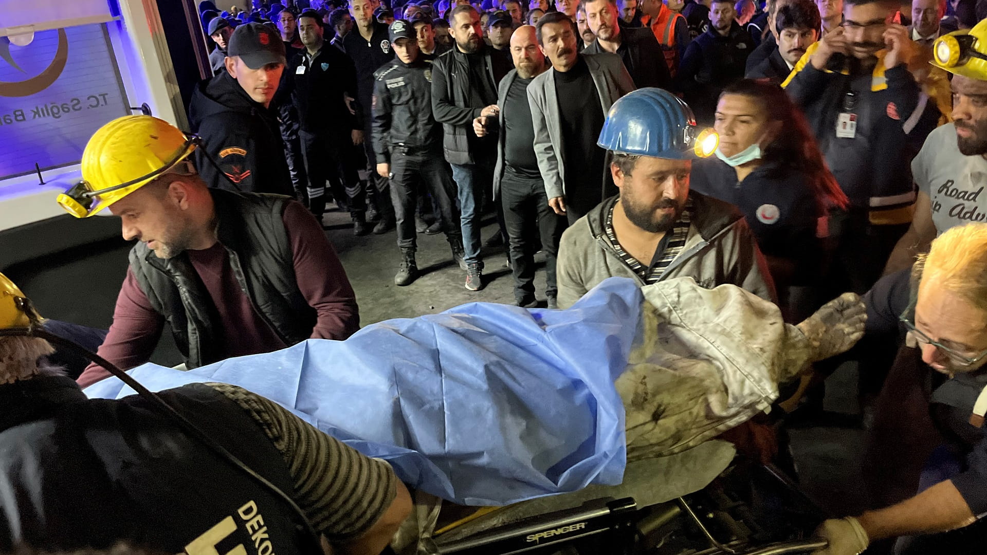 Image for the title: At least 14 killed in Turkey mine blast: new death toll 