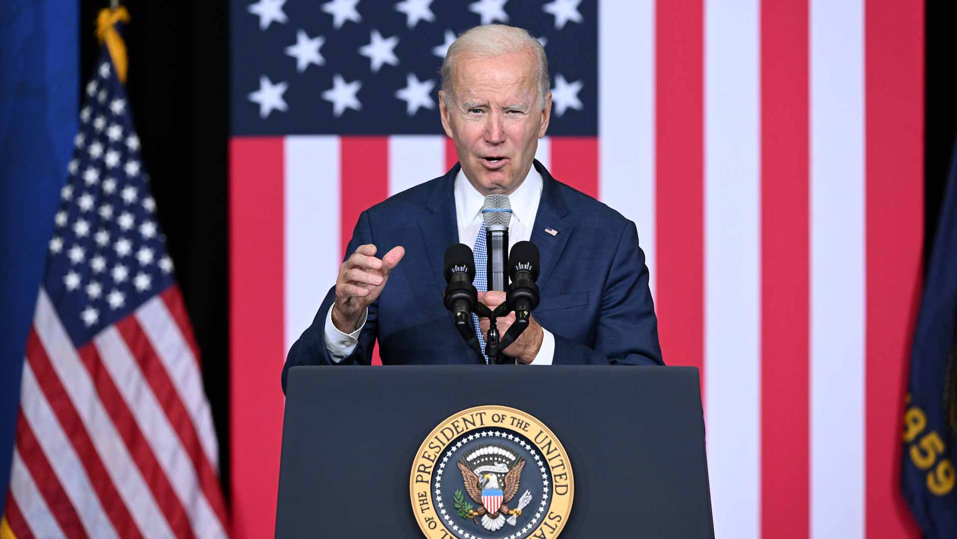 Image for the title: Biden calls UK PM's abandoned tax cut plan a 'mistake' 