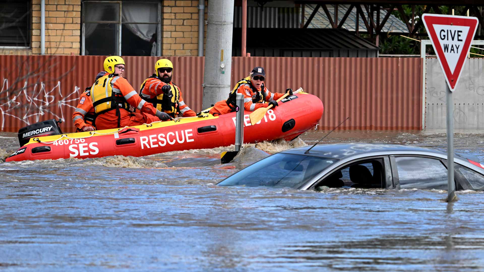 Image for the title: Australia's east braces for more heavy rain and floods 