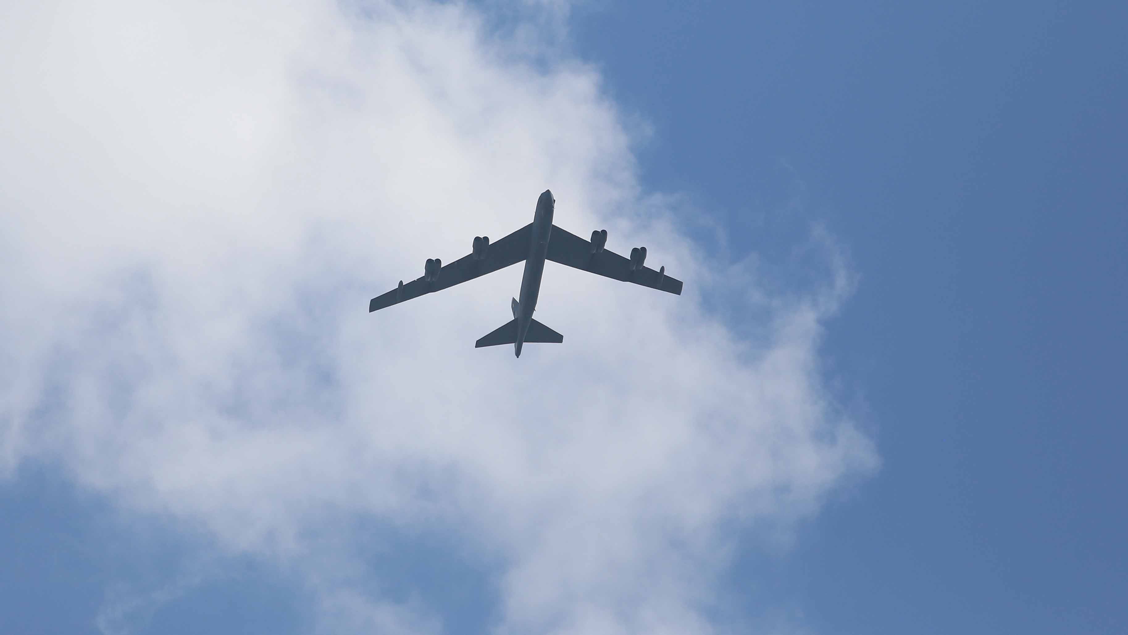 Image for the title: U.S. plans to deploy B-52 bombers to Australia's north 