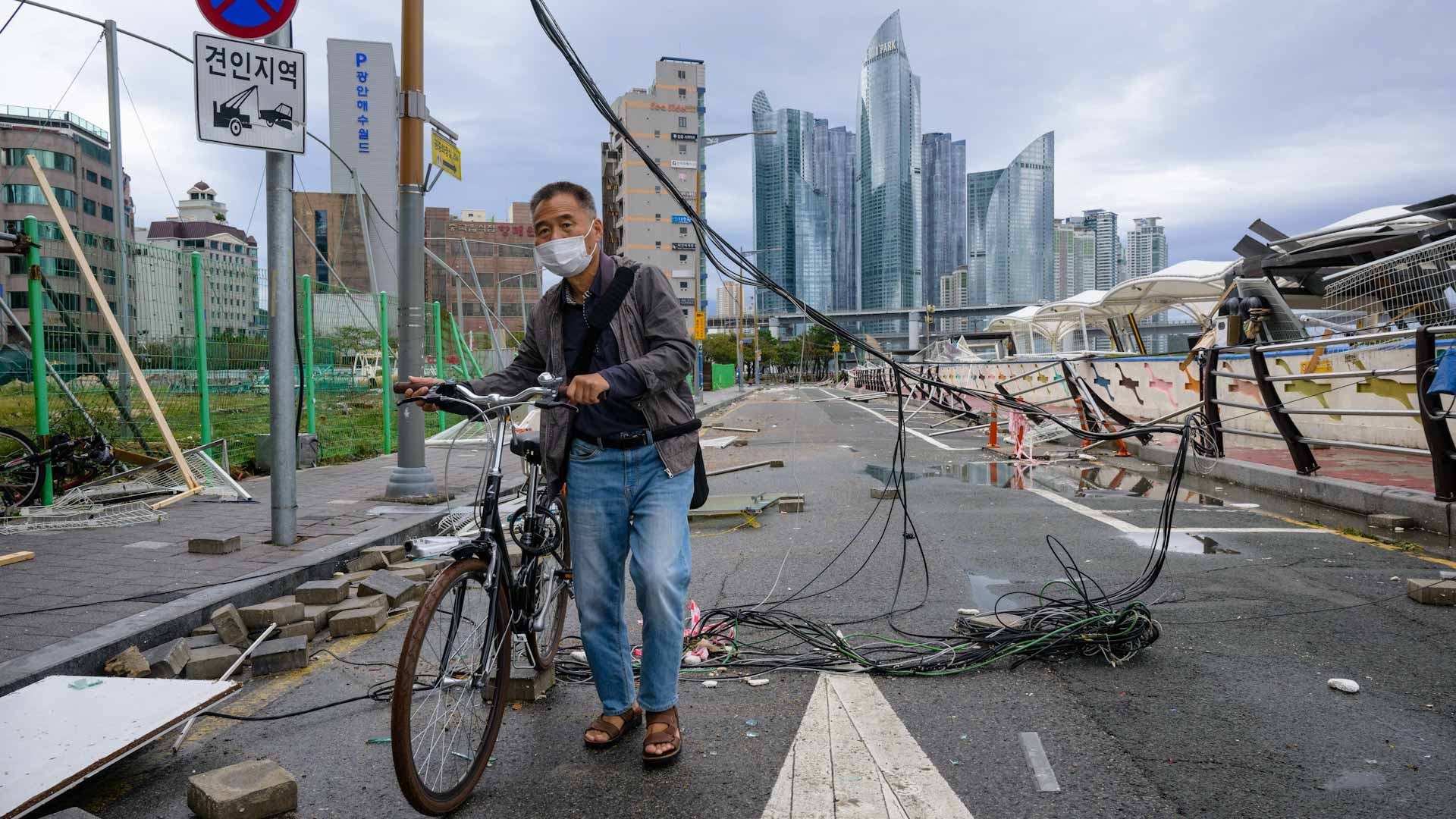 Image for the title: Typhoon kills one, leaves several missing in South Korea 