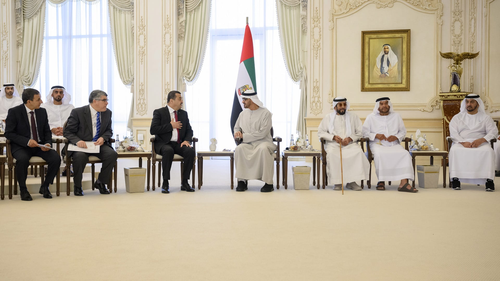 Image for the title: UAE President invited to participate in 31st Arab League Summit 