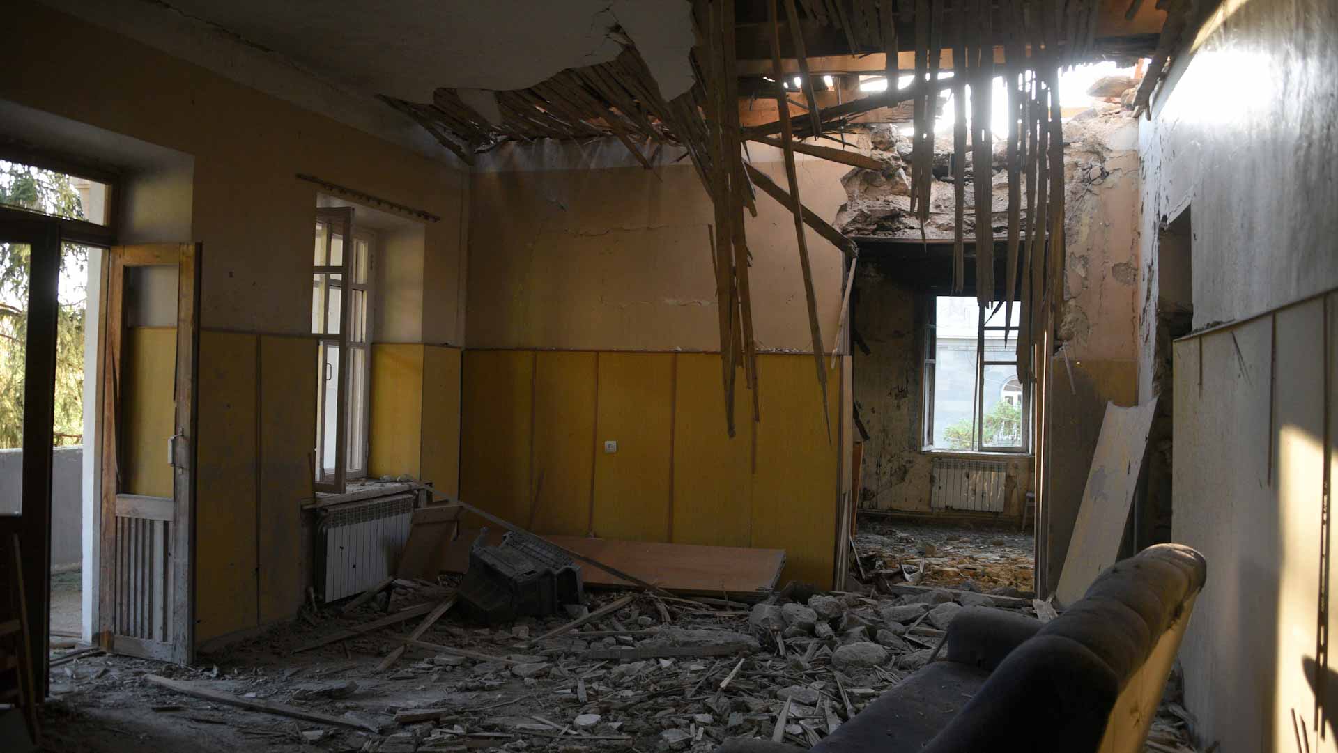 Image for the title: More than 210 dead in Armenia-Azerbaijan clashes this week 