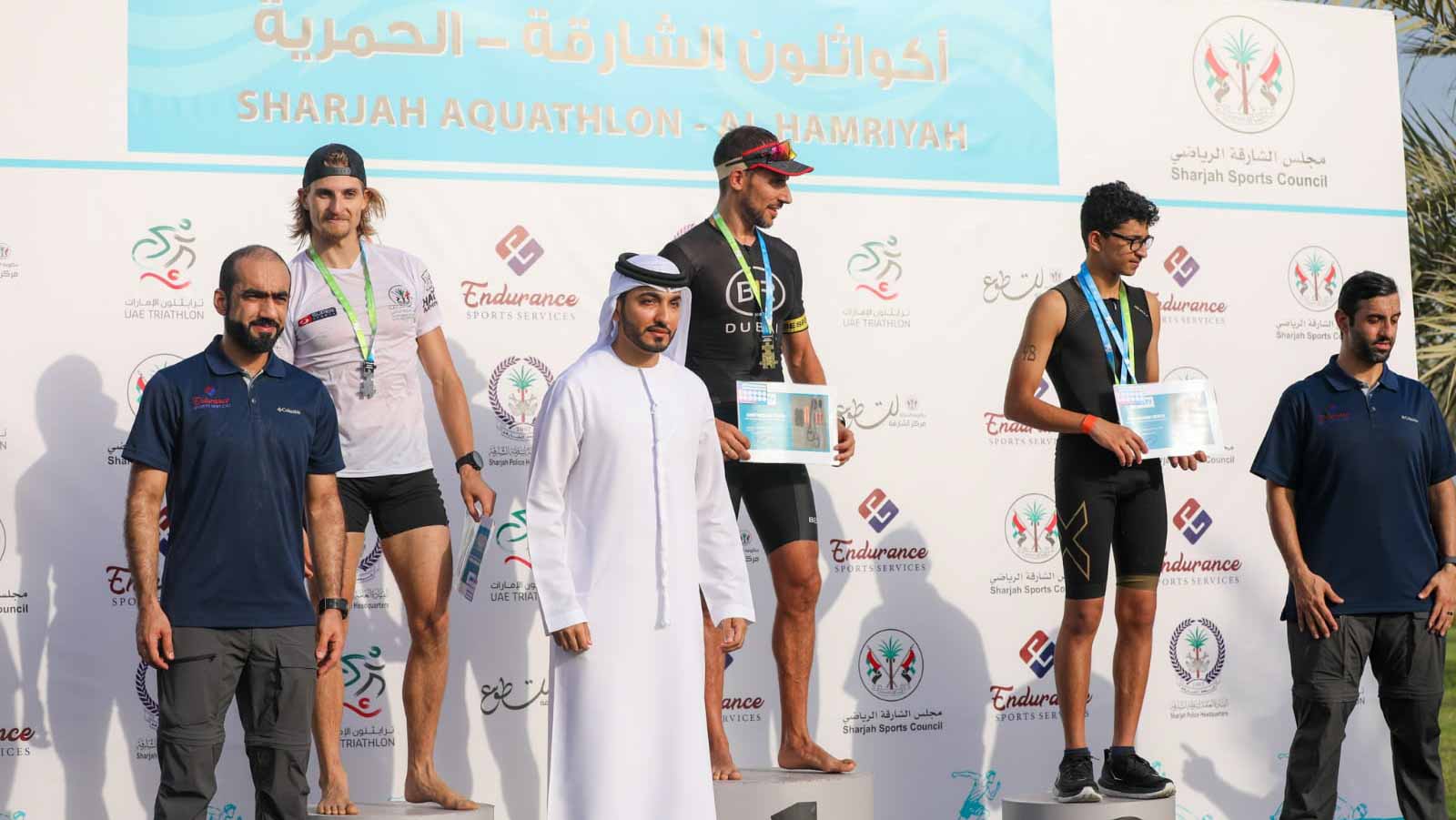 صورة بعنوان: نجاح مميز لـ "اكواثلون الحمرية" بتفاعل 200 مشارك 