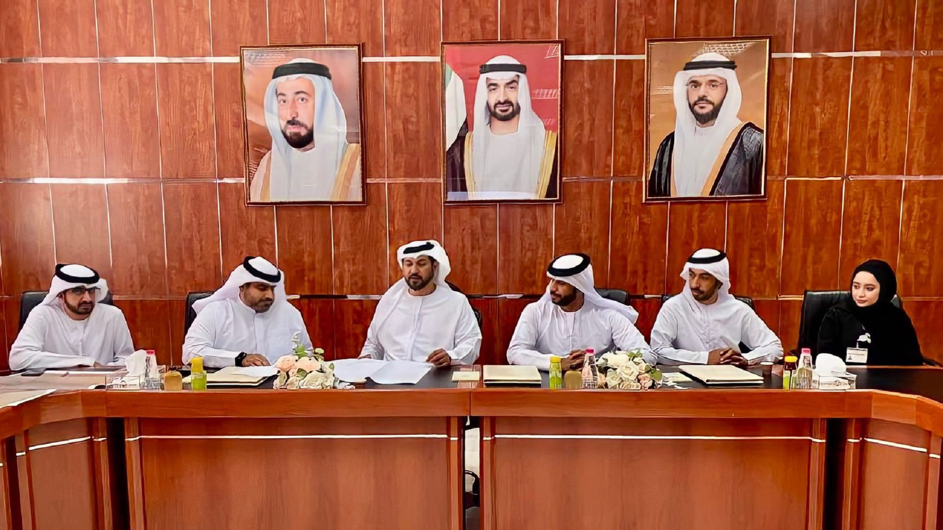 Image for the title: Al Bataeh’s Municipal Council, Municipality hold meeting 