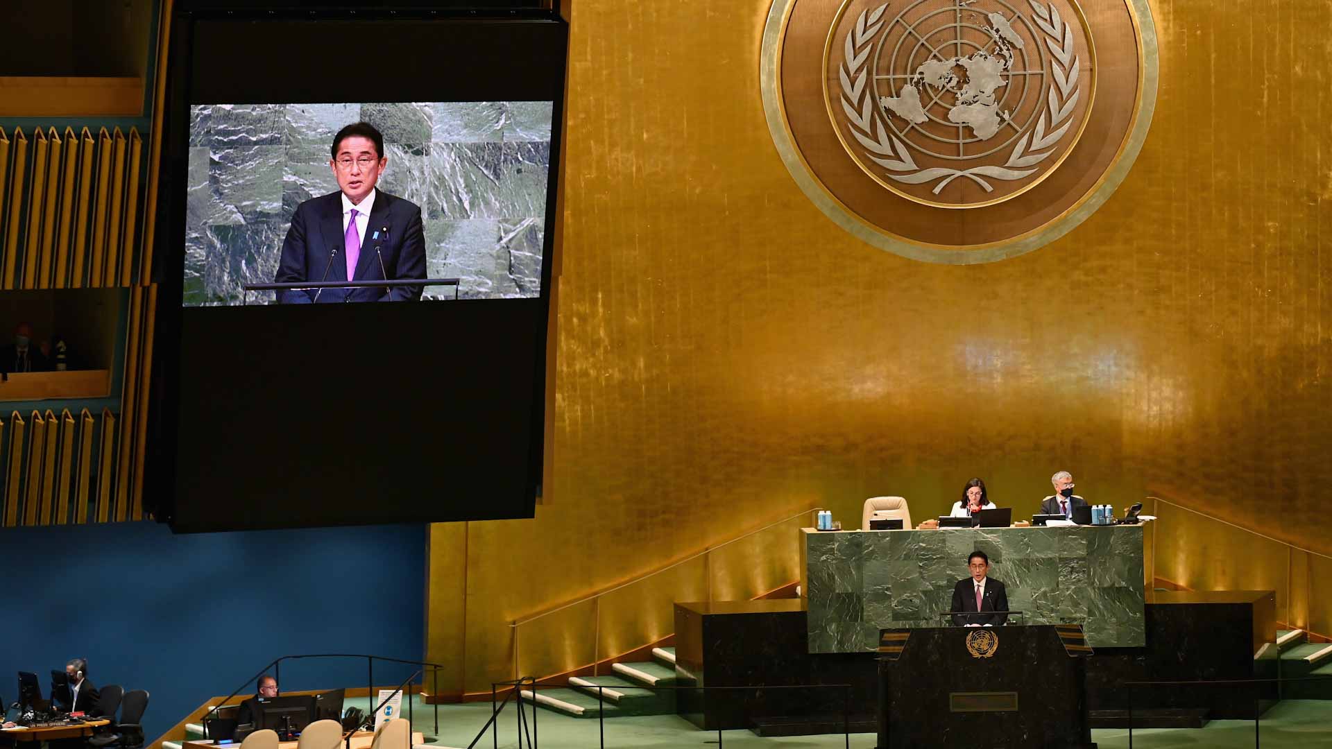 صورة بعنوان: رئيس الوزراء الياباني يبدي استعداده للقاء الزعيم الكوري الشمالي 