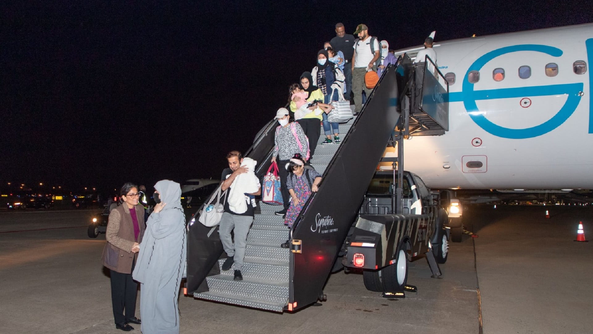 Image for the title: UAE evacuates its citizens from Florida ahead of Hurricane Ian 