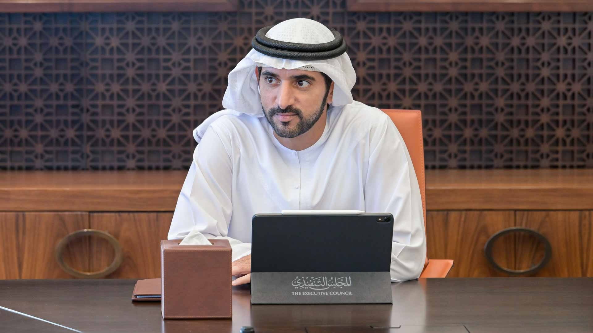صورة بعنوان: حمدان بن محمد يعتمد استراتيجية أوقاف دبي بأصول 8.8 مليار درهم 