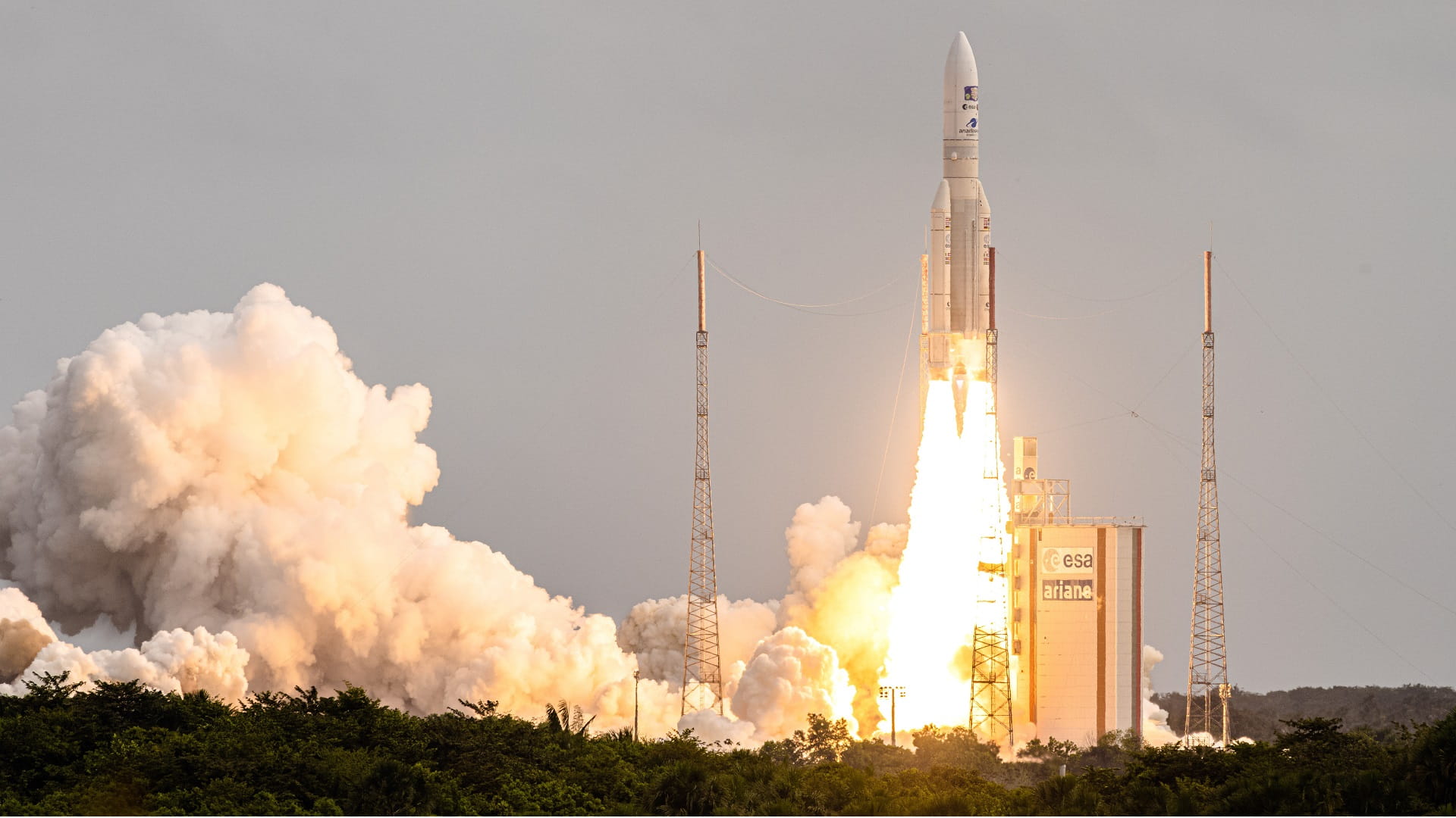 Image for the title: Europe's JUICE mission blasts off towards Jupiter's icy moons 