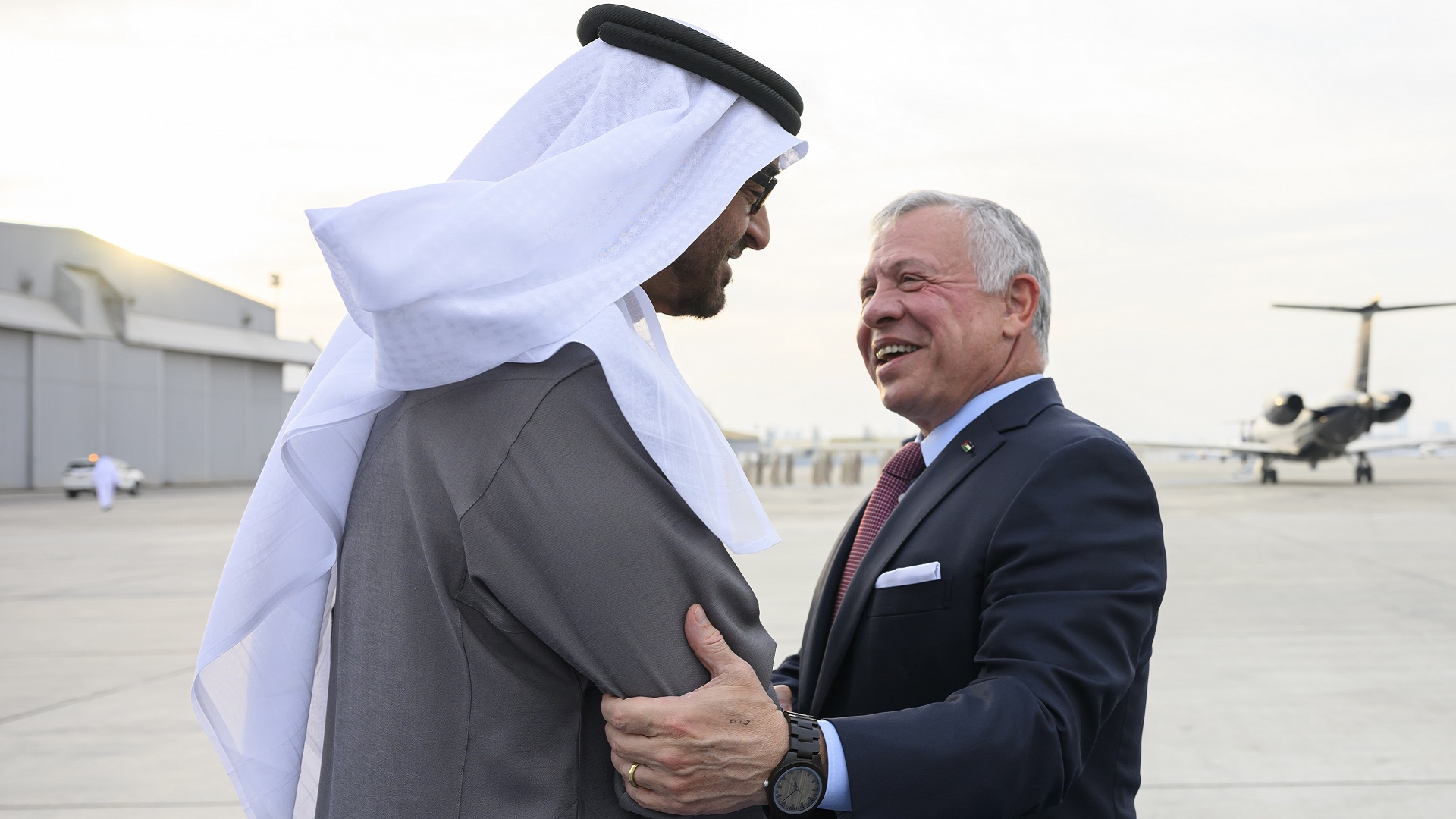 Image for the title: UAE President receives Jordanian King 