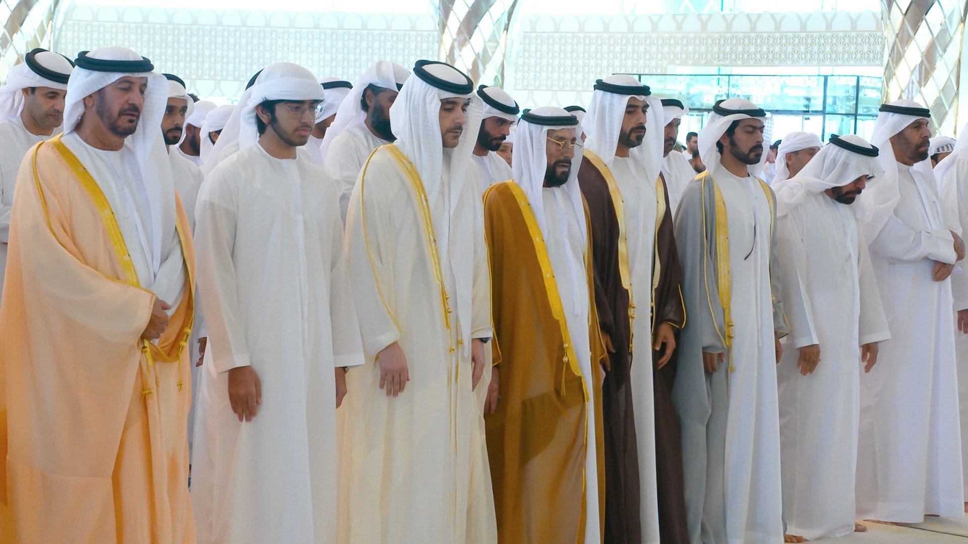 Image for the title: Tahnoun bin Mohammed performs Eid Al Fitr prayer 