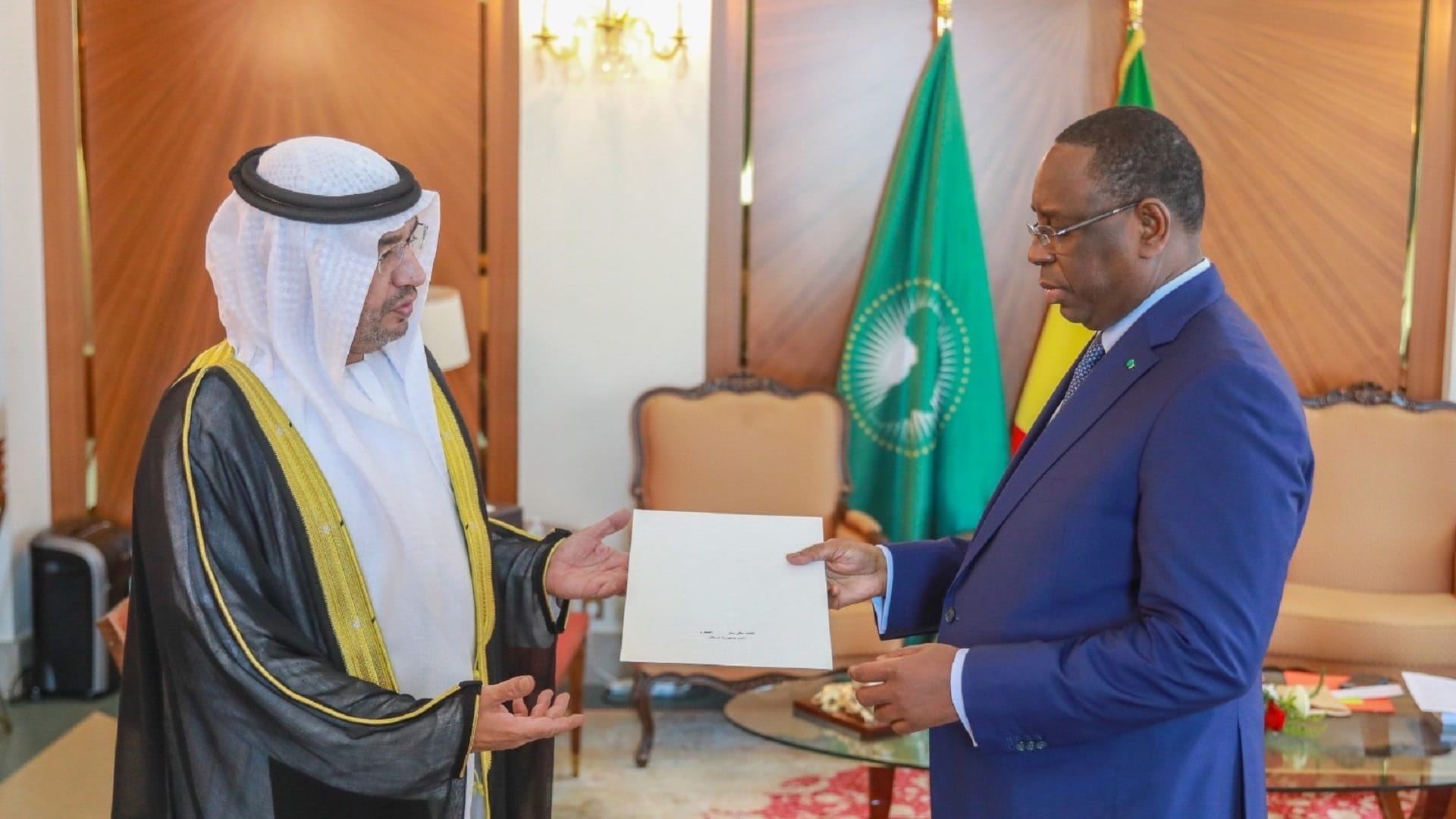 Image for the title: Mohamed bin Zayed sends written letter to Senegalese President 