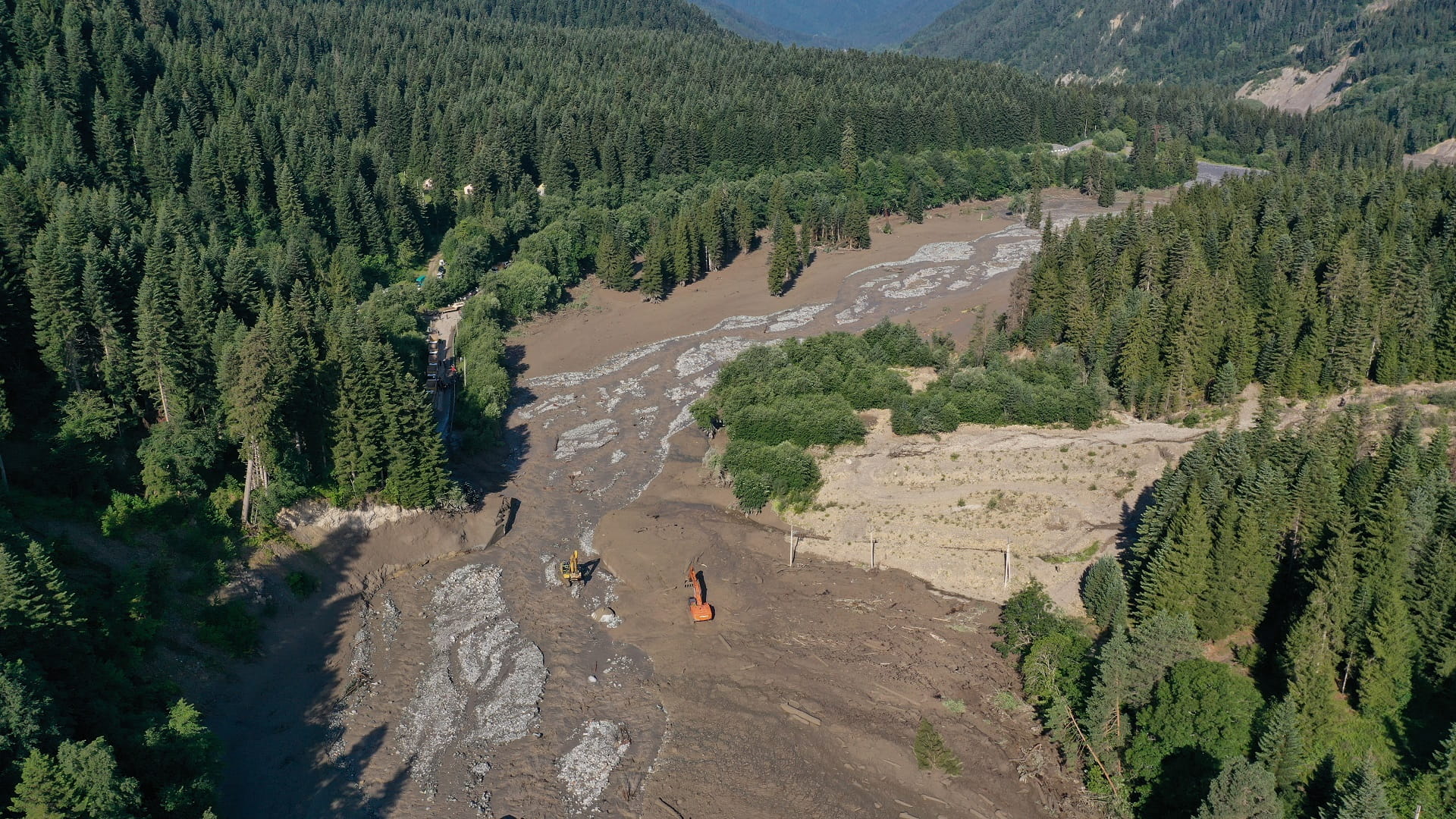 Image for the title: At least 7 killed, dozens missing after landslide in Georgia 