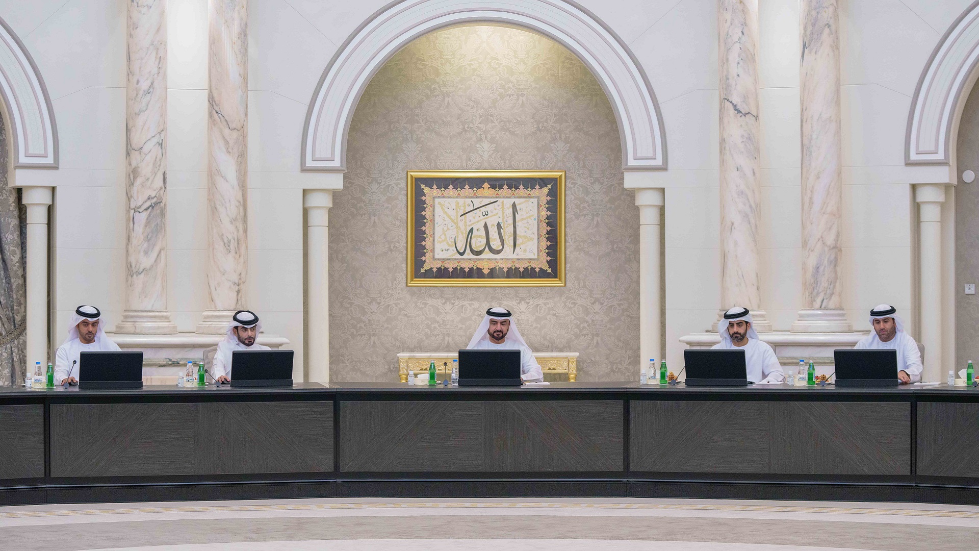 Image for the title: SEC issues decision regulating Islamic establishments, activities 