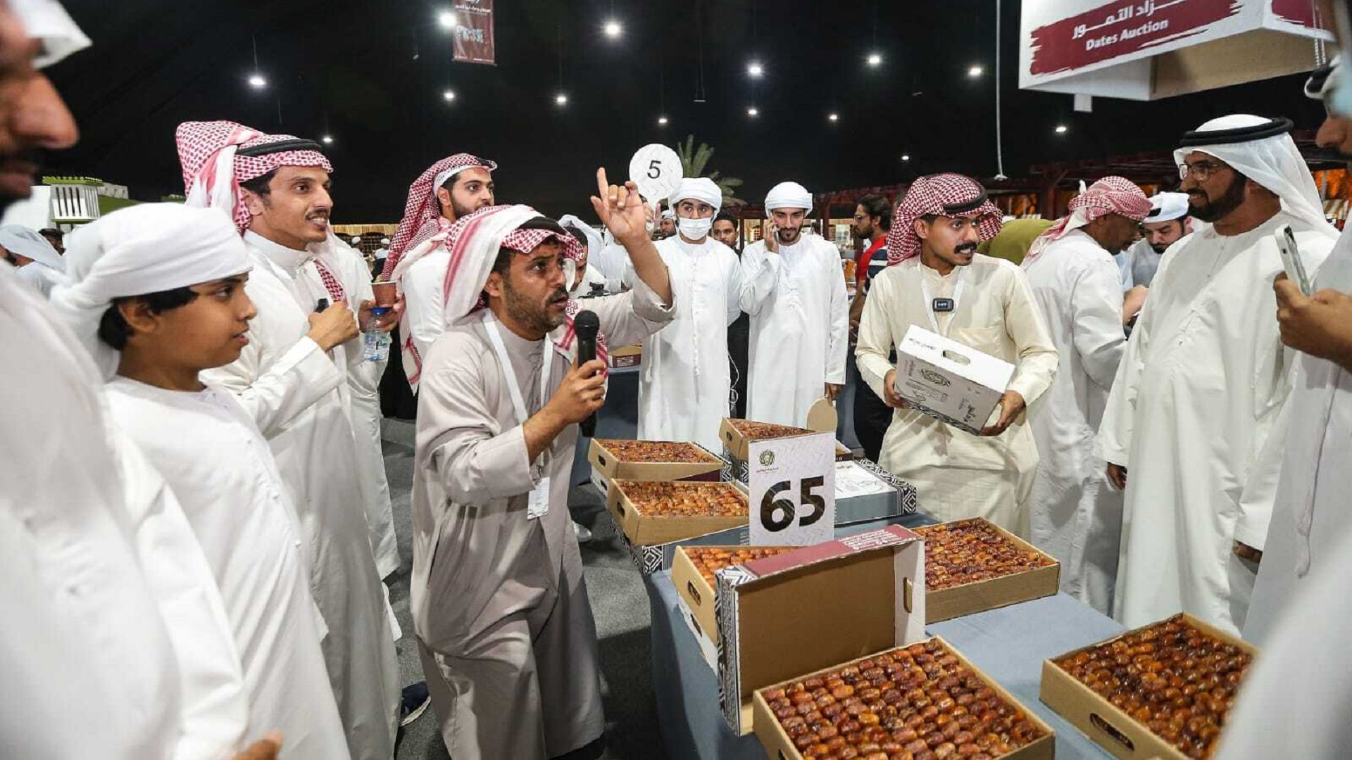 Image for the title: 2nd Liwa Date Festival and Auction to start on September 21 