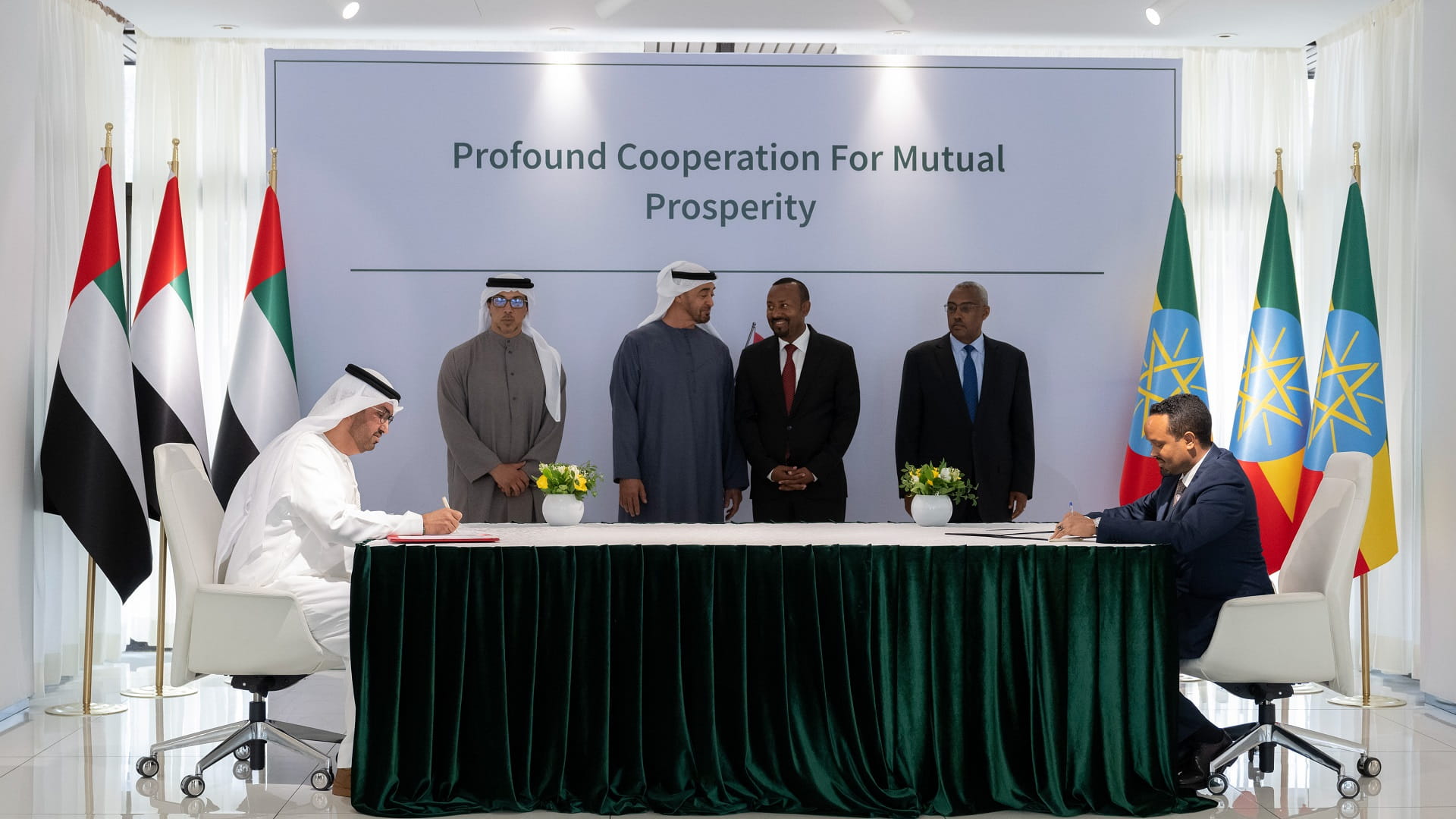 Image for the title: UAE President, Ethiopian PM witness signing of MoUs, agreements 