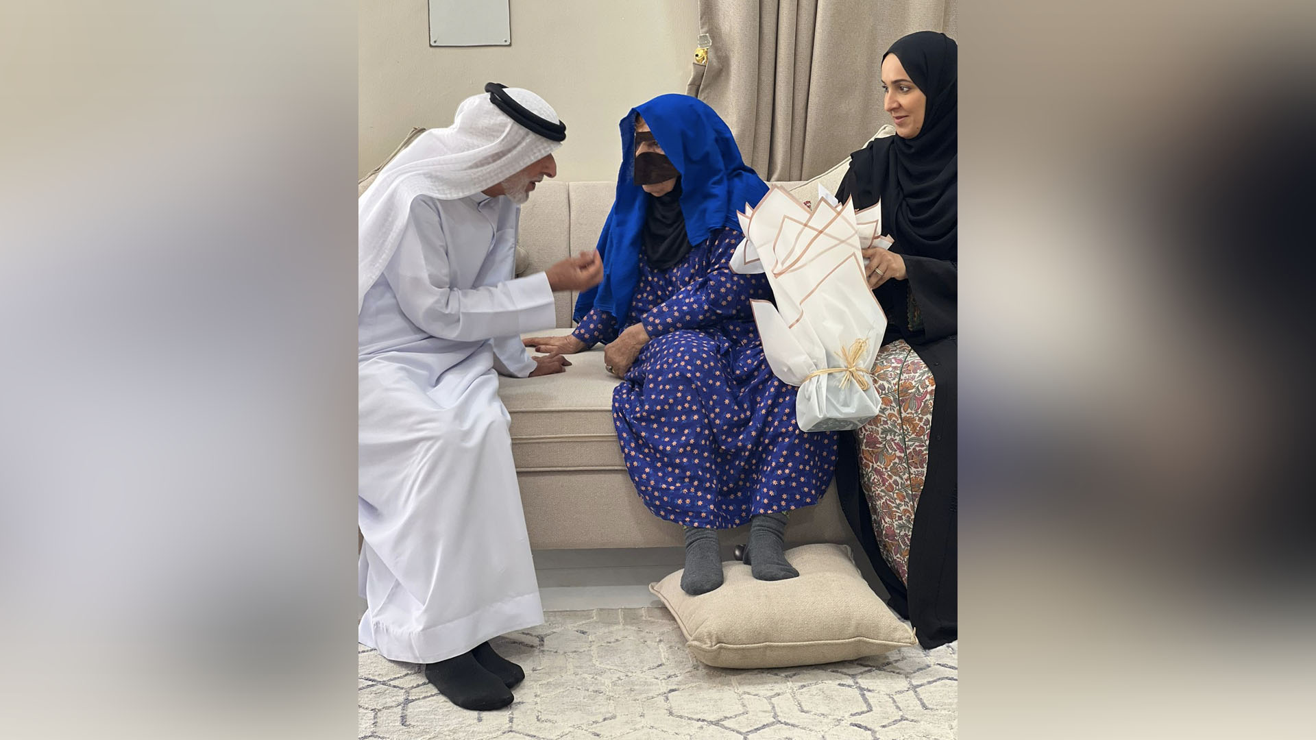 Image for the title: Central Region Parents Council visits Emirati mother  