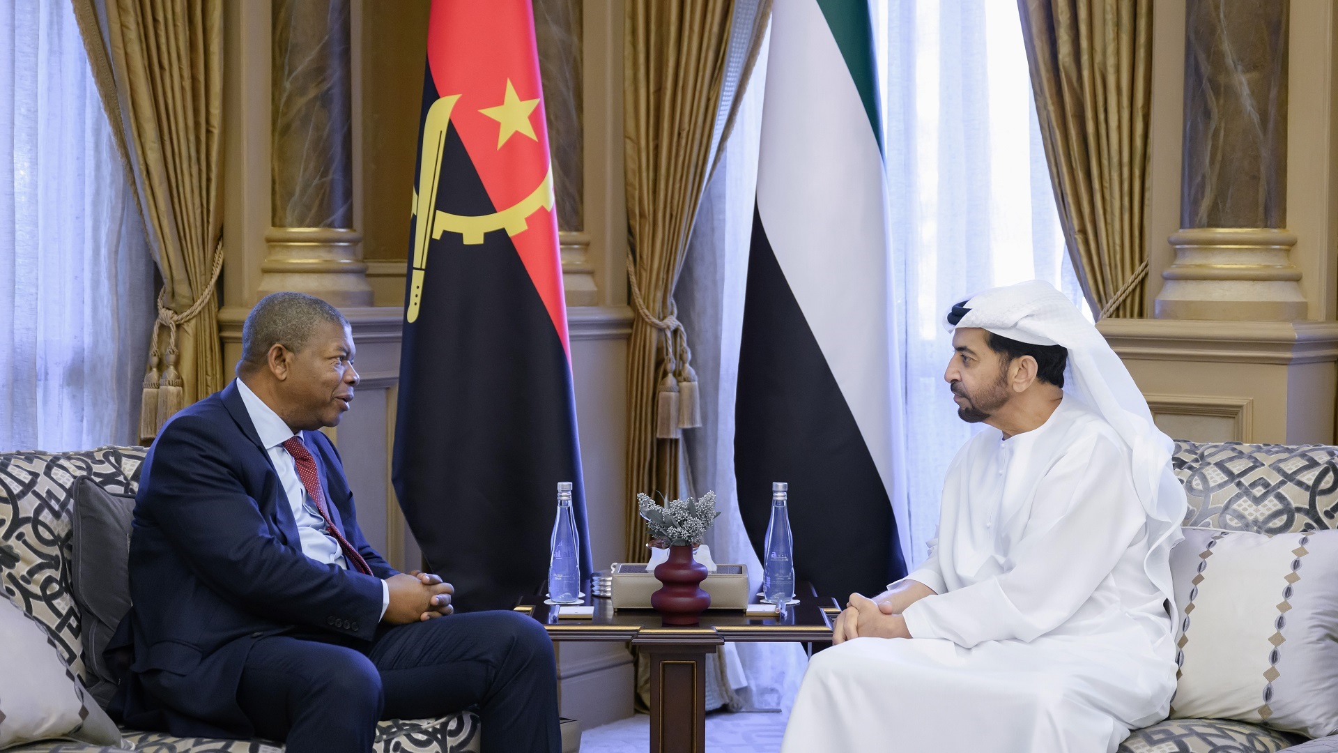 Image for the title: Hamdan bin Zayed, Angolan President discuss bilateral cooperation 