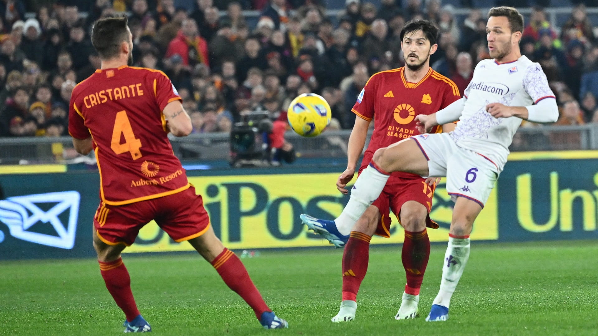 صورة بعنوان: روما يتعادل أمام فيورنتينا في الدوري الإيطالي 