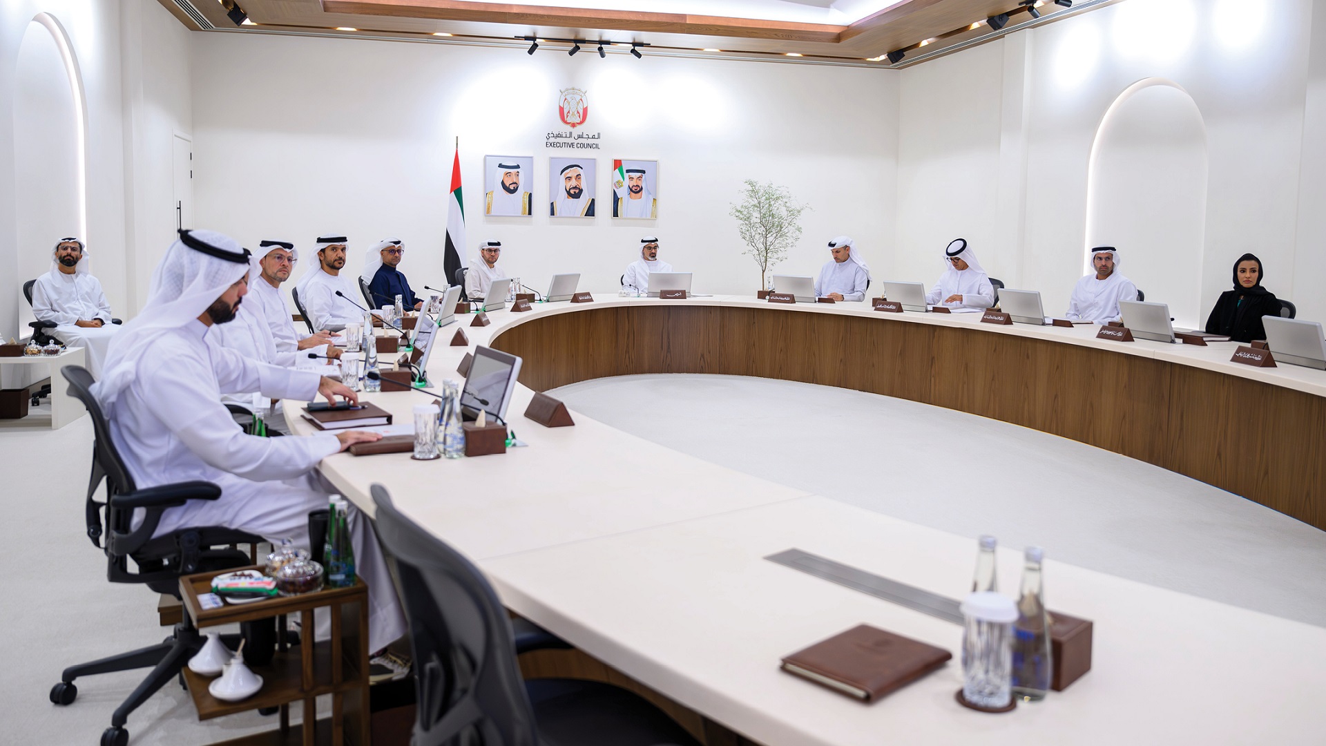 Image for the title: Khaled bin Mohamed bin Zayed chairs ADEC meeting 