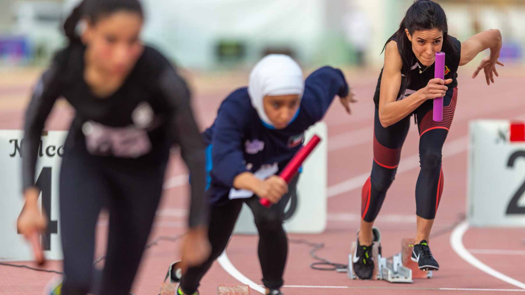 صورة بعنوان: "عربية السيدات" تعتمد "لكل بطلة حكاية ترويها الملاعب" شعاراً 