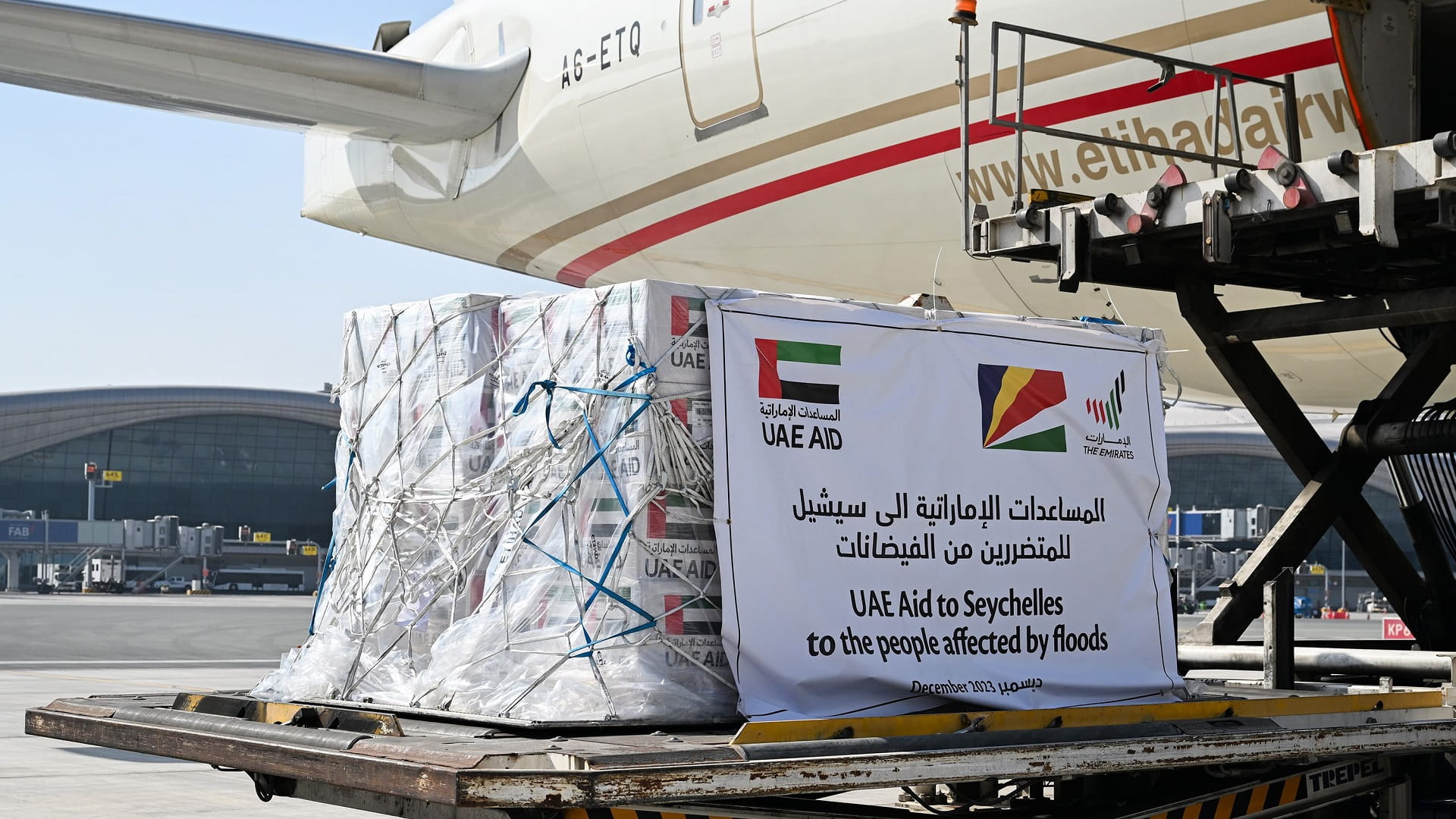 Image for the title: UAE sends urgent aid to flood-affected Seychelles 