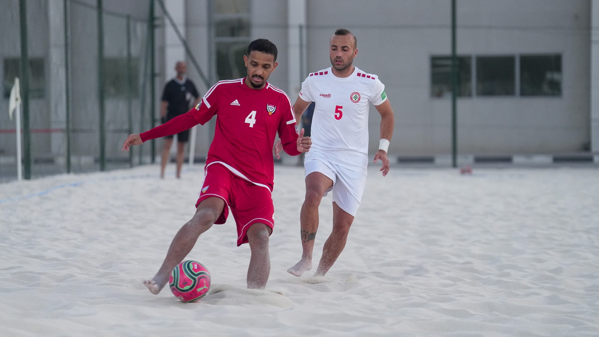 صورة بعنوان: منتخب الإمارات لكرة القدم الشاطئية يفوز على لبنان في الودية الأولى 